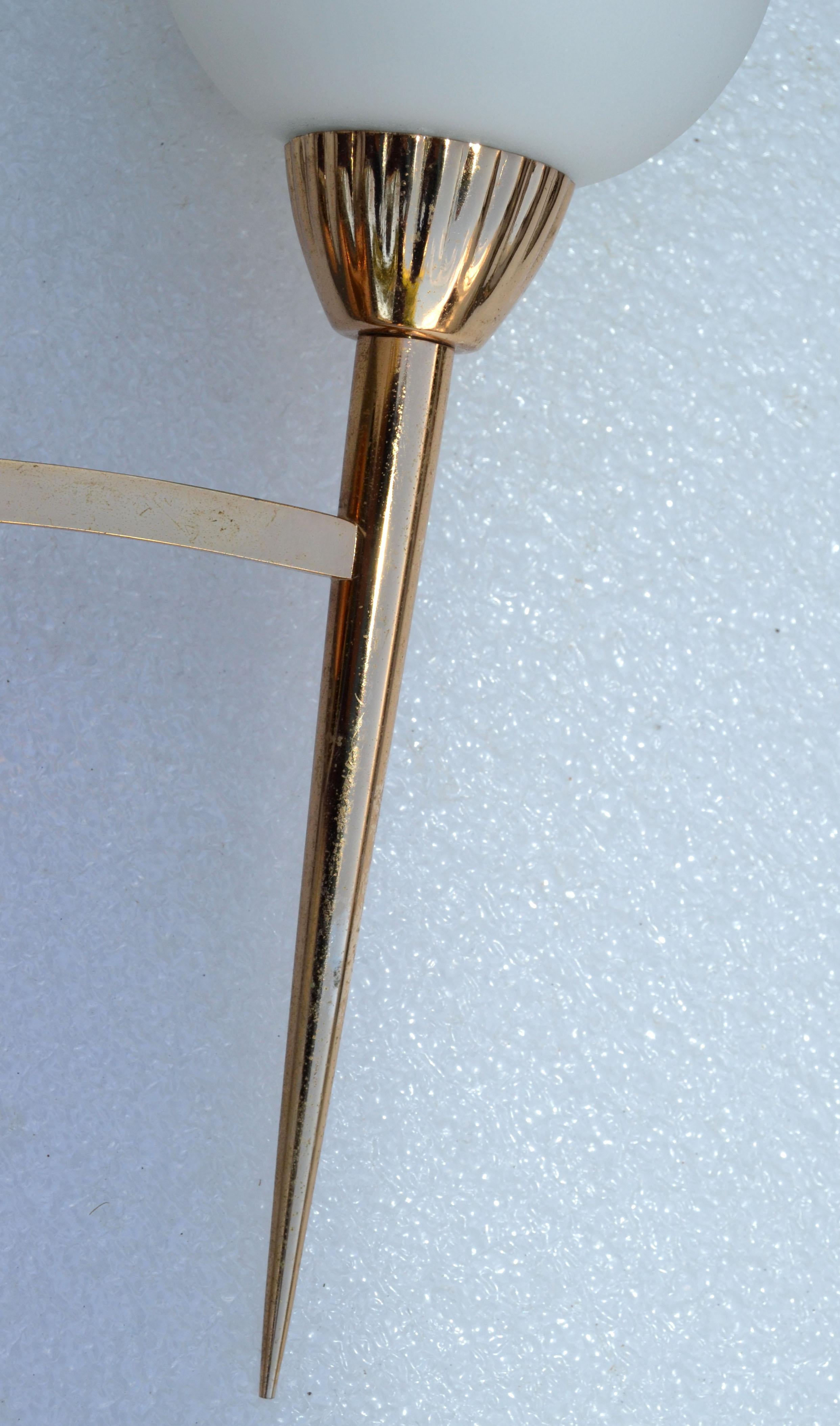 Verre opalin 5 Maison Arlus Laiton & Gunmetal Sconce Brass Stars Opaline Glass Shade 1960 en vente