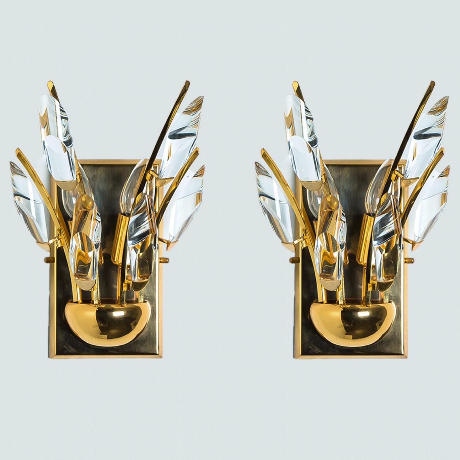1 of 3 of Crystal Gilded Brass Sconces, Stilkronen, 1975 In Good Condition For Sale In Rijssen, NL