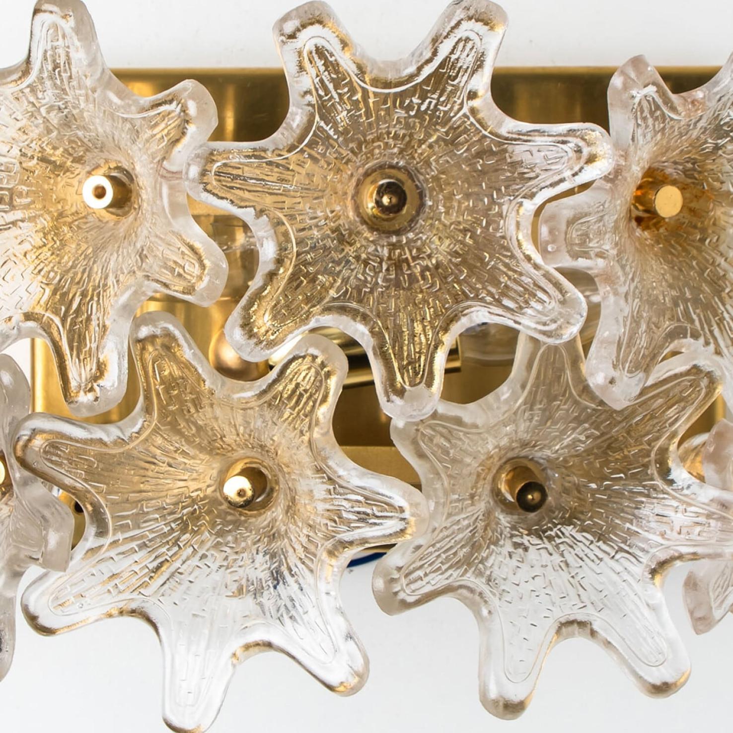 1 de 3 paires de grandes appliques en laiton et verre de Murano doré par Paolo Venini pour VeArt en vente 4