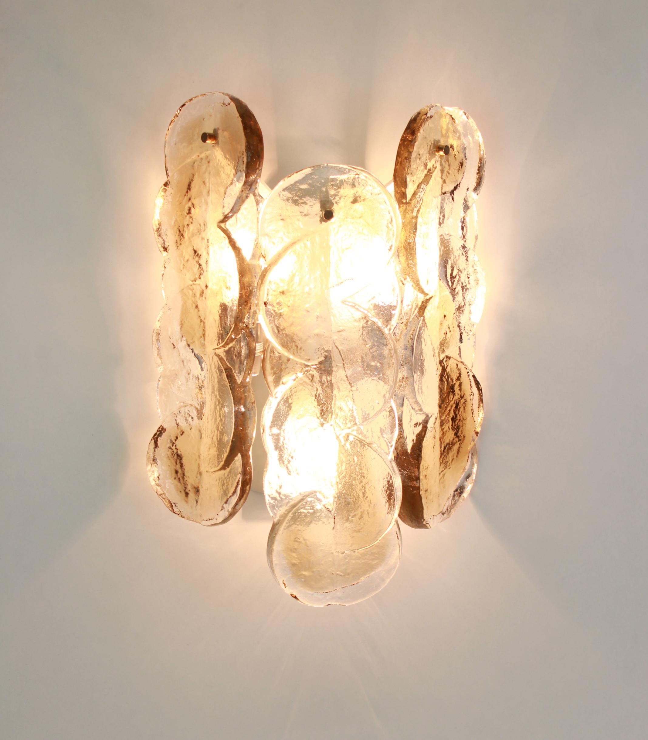 1 di 3 coppie di grandi lampade a parete Kalmar Sconces, Austria, anni '60 in vendita 1