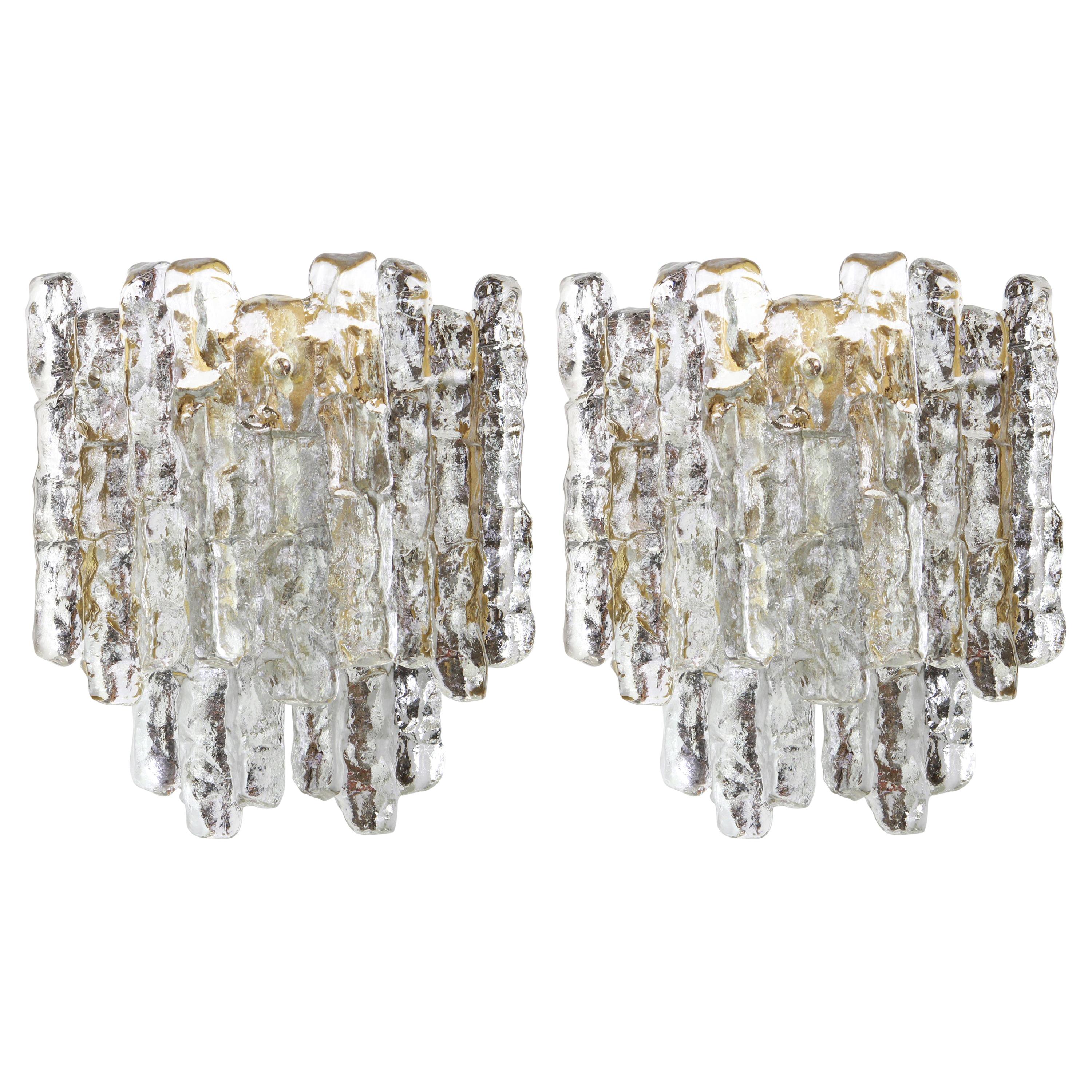 1 di 3 coppie di grandi lampade a parete Kalmar Sconces, Austria, anni '60