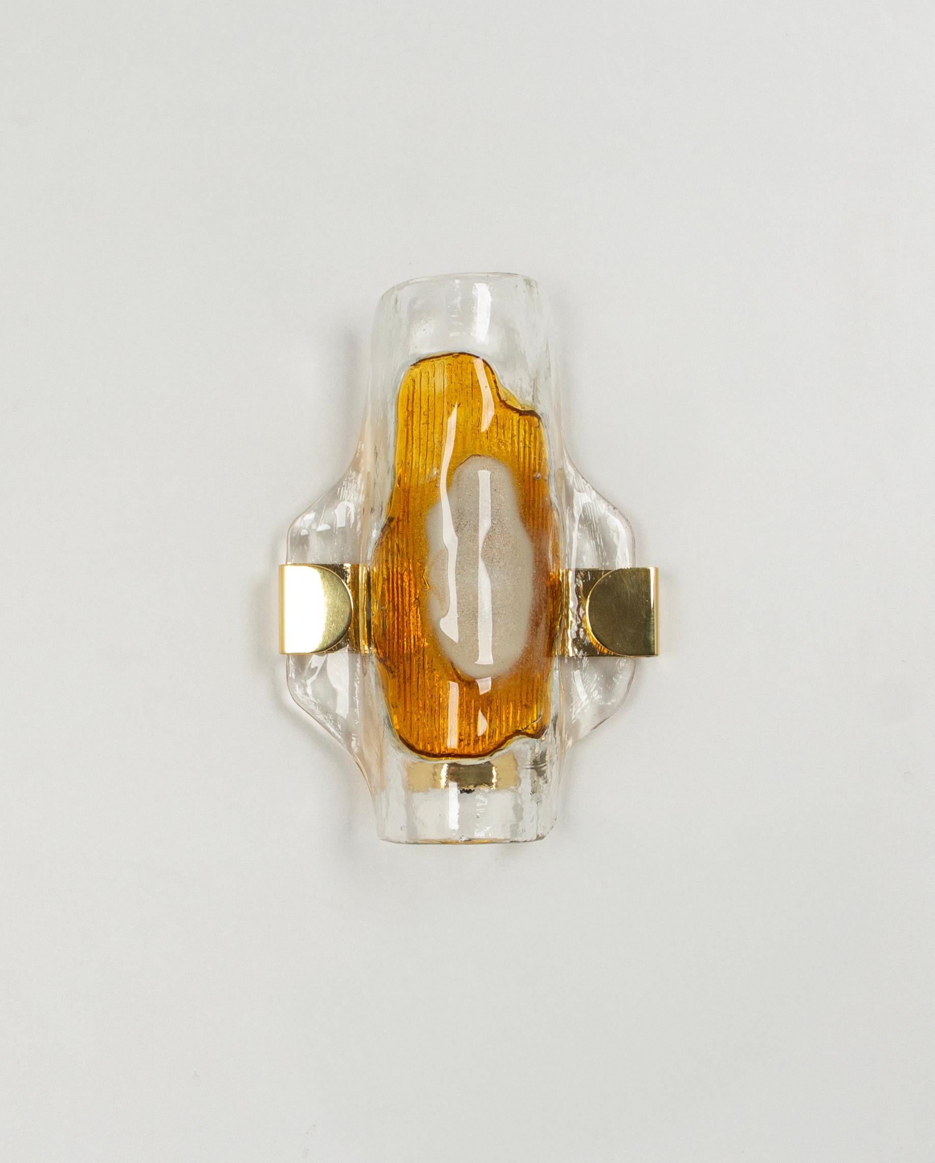 1 of 3 Pairs of Murano Glass Wall Sconce in style Barovier & Toso, Italy, 1970s For Sale 4