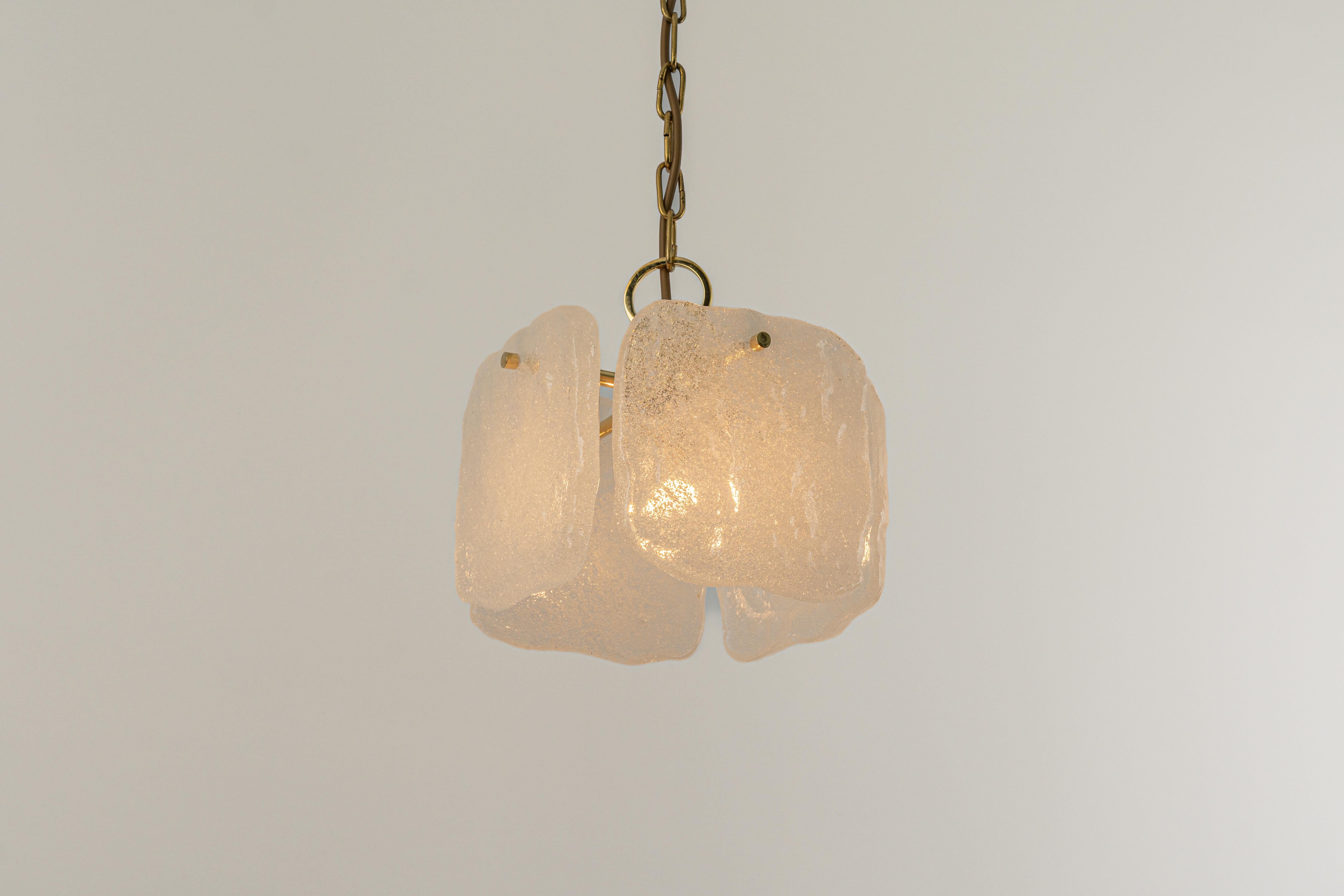 1 of 3 Petite Murano Glass Pendant Light by Kalmar, Germany, 1960s For Sale 2