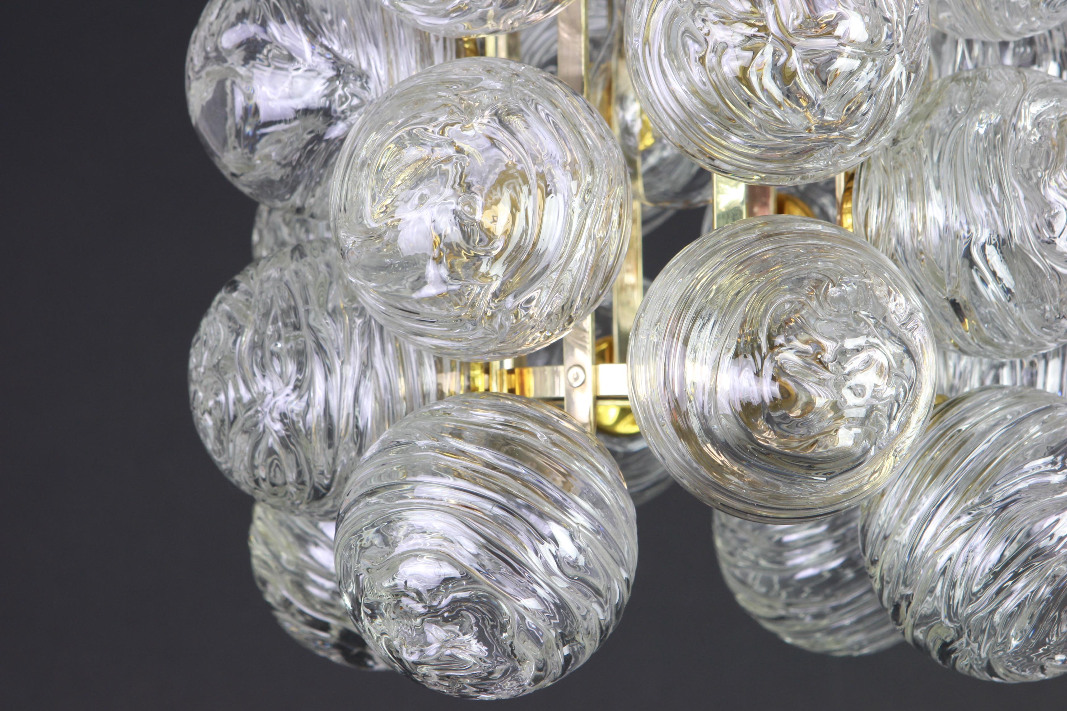 1 of 3 Petite Sputnik Pendant Light Murano Glass Balls by Doria, Germany, 1970s 2