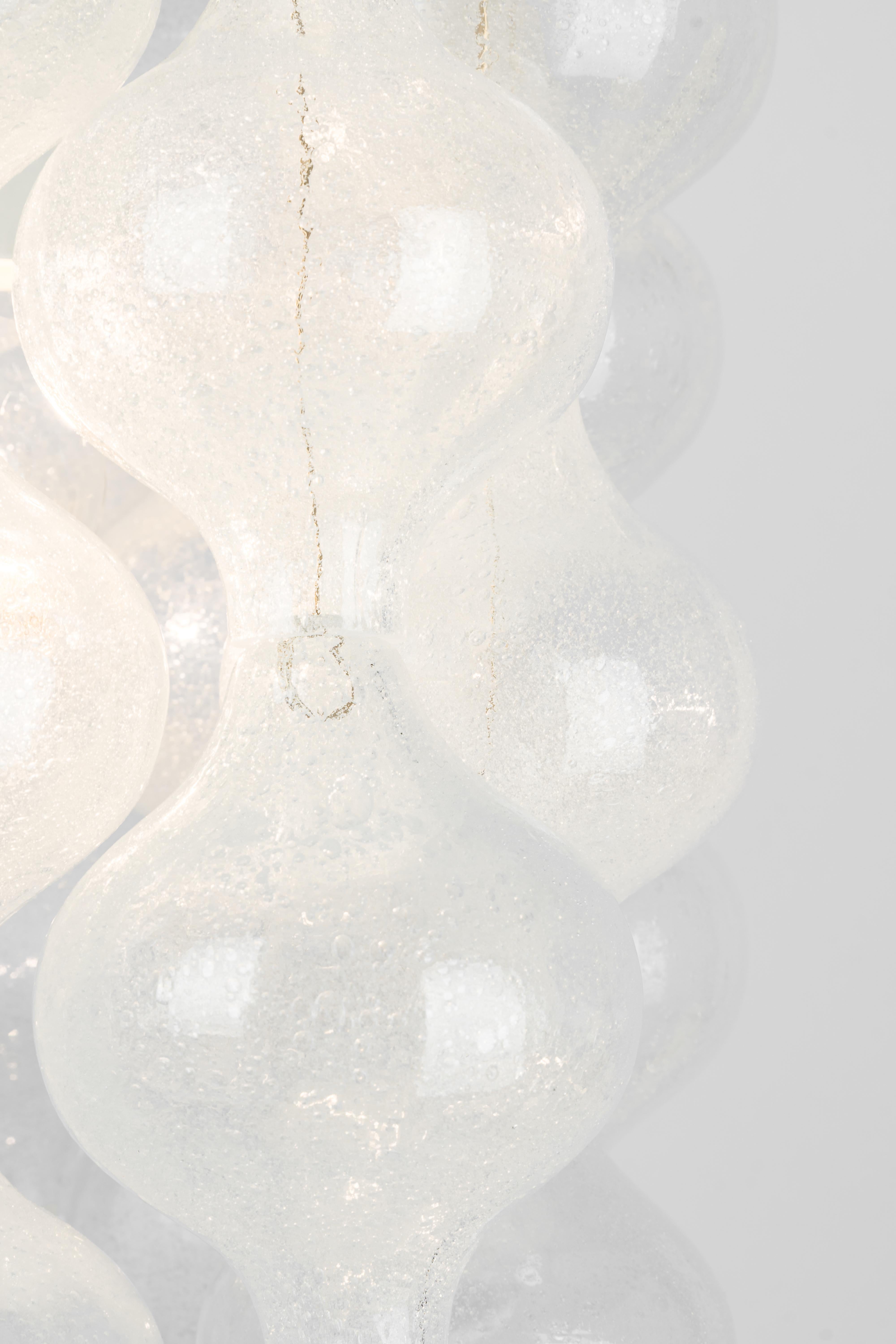 1 des 3 petites suspensions en verre tulipan de Kalmar, Autriche, années 1960 en vente 3