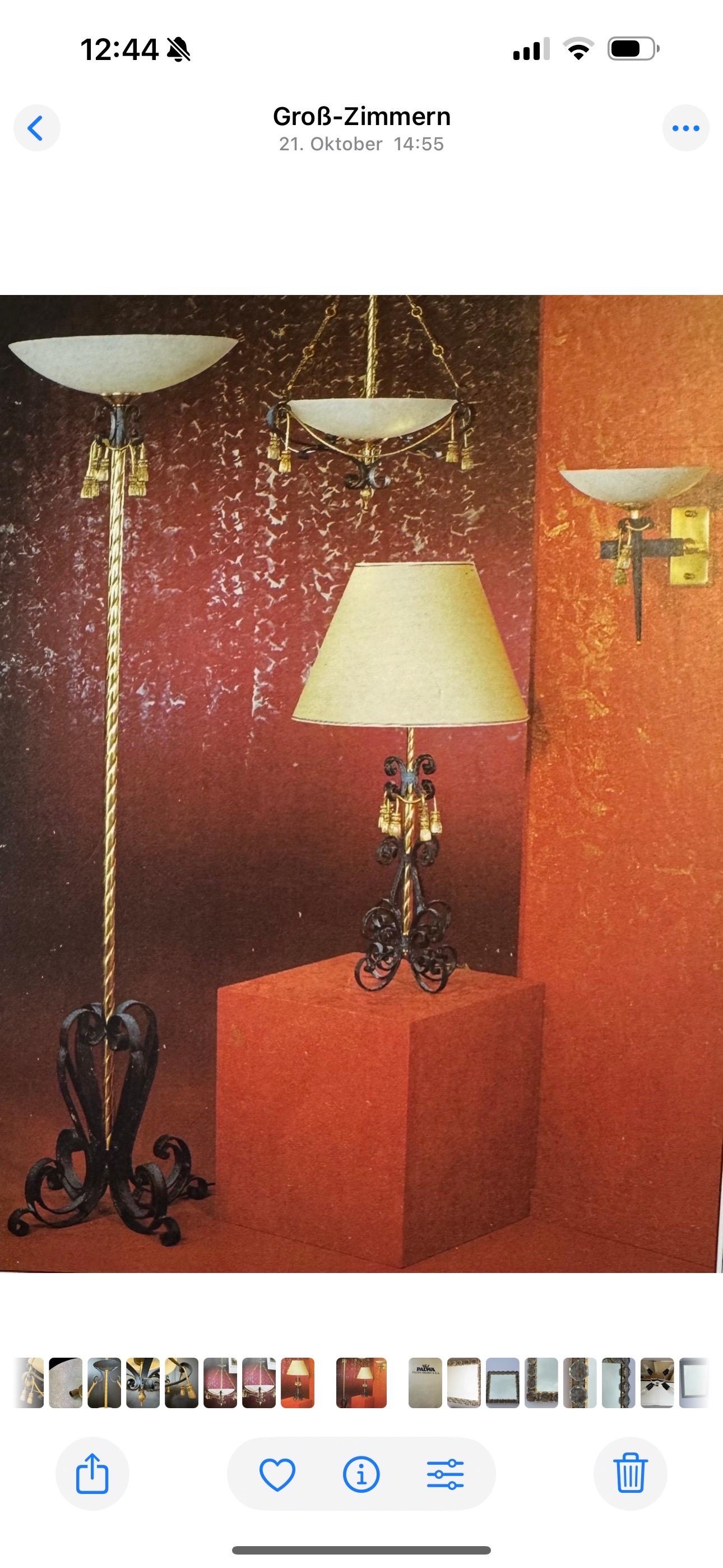 1 de 3 Lámpara de pie de hierro, latón y cristal 