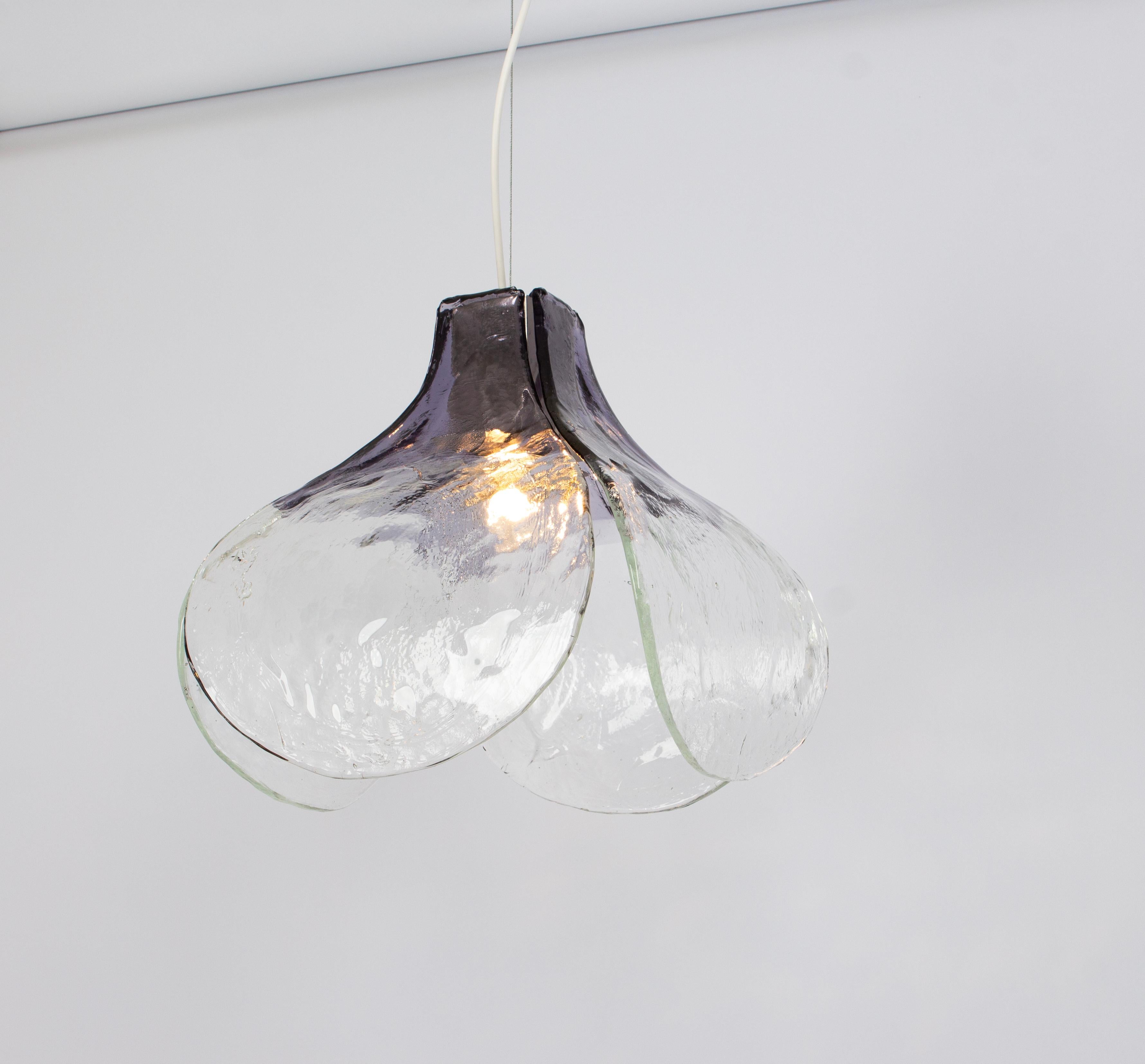 Vetro di Murano 1 of 3 Splendida lampada a sospensione di Murano disegnata da Carlo Nason per Kalmar, anni '70 in vendita