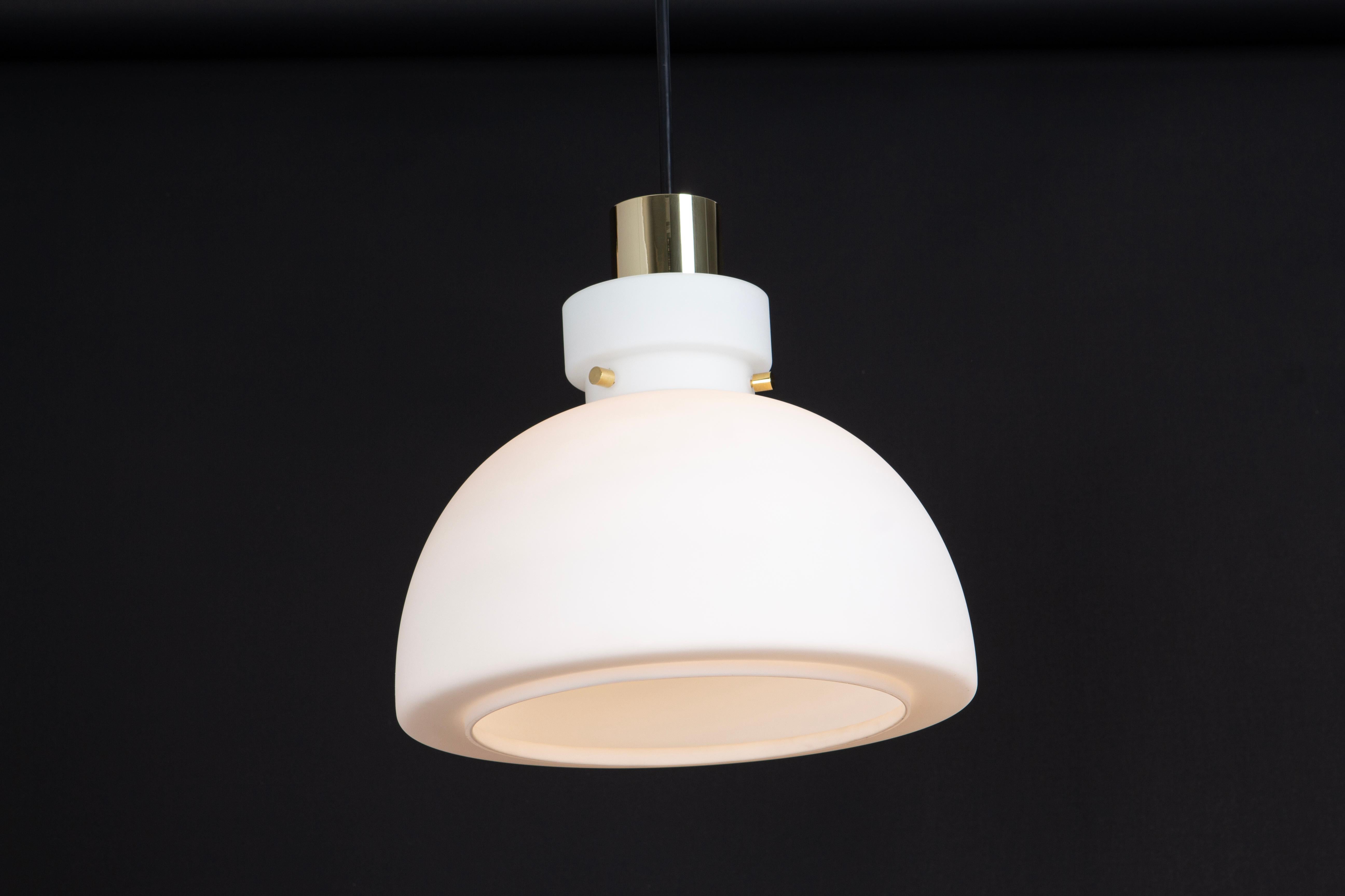 1 of 3 Stunning Opal Glass Pendants by Limburg, Germany, 1970s In Good Condition For Sale In Aachen, NRW