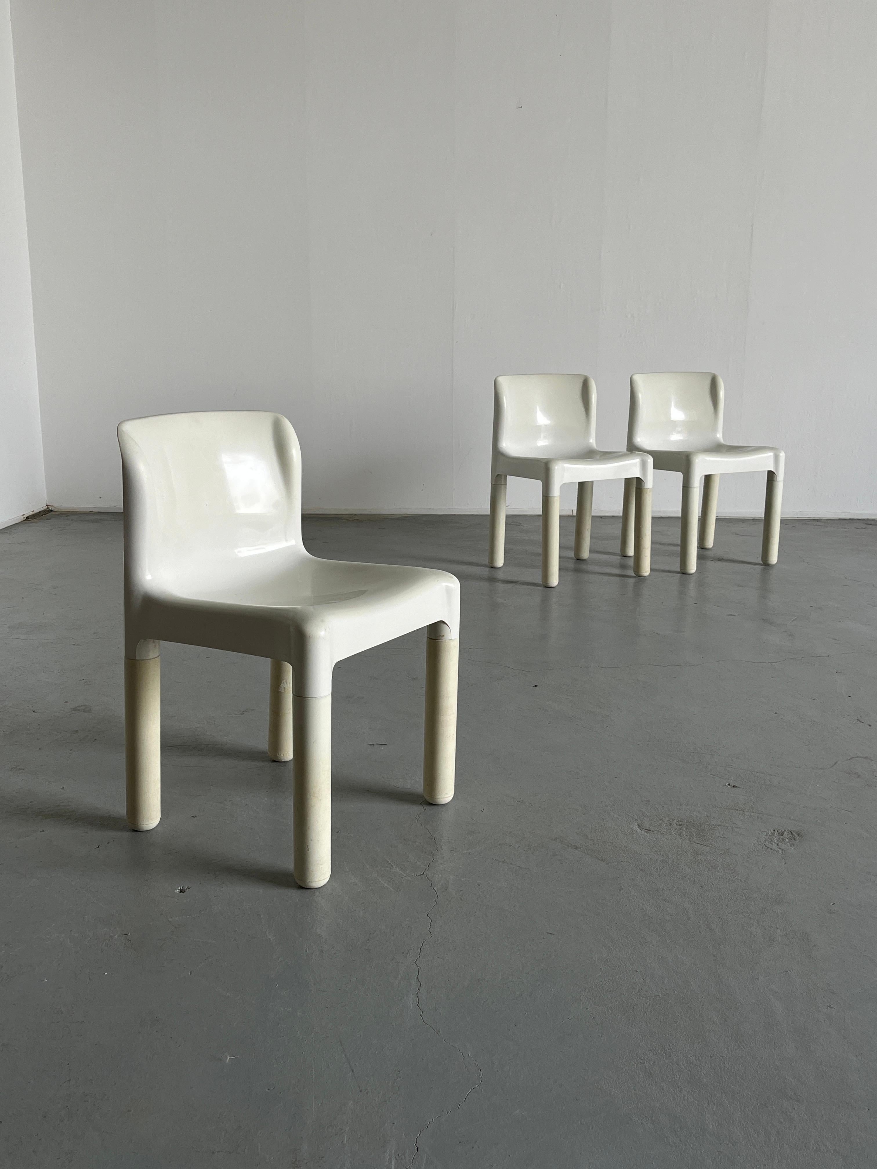 Plastic 1 of 3 Vintage Carlo Bartoli 4875 Chairs for Kartell, White Edition, 1972 Italy For Sale