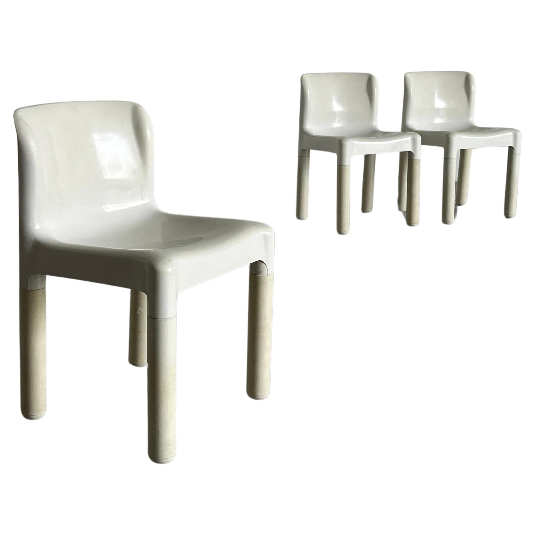 1 of 3 Vintage Carlo Bartoli 4875 Chairs for Kartell, White Edition, 1972 Italy For Sale