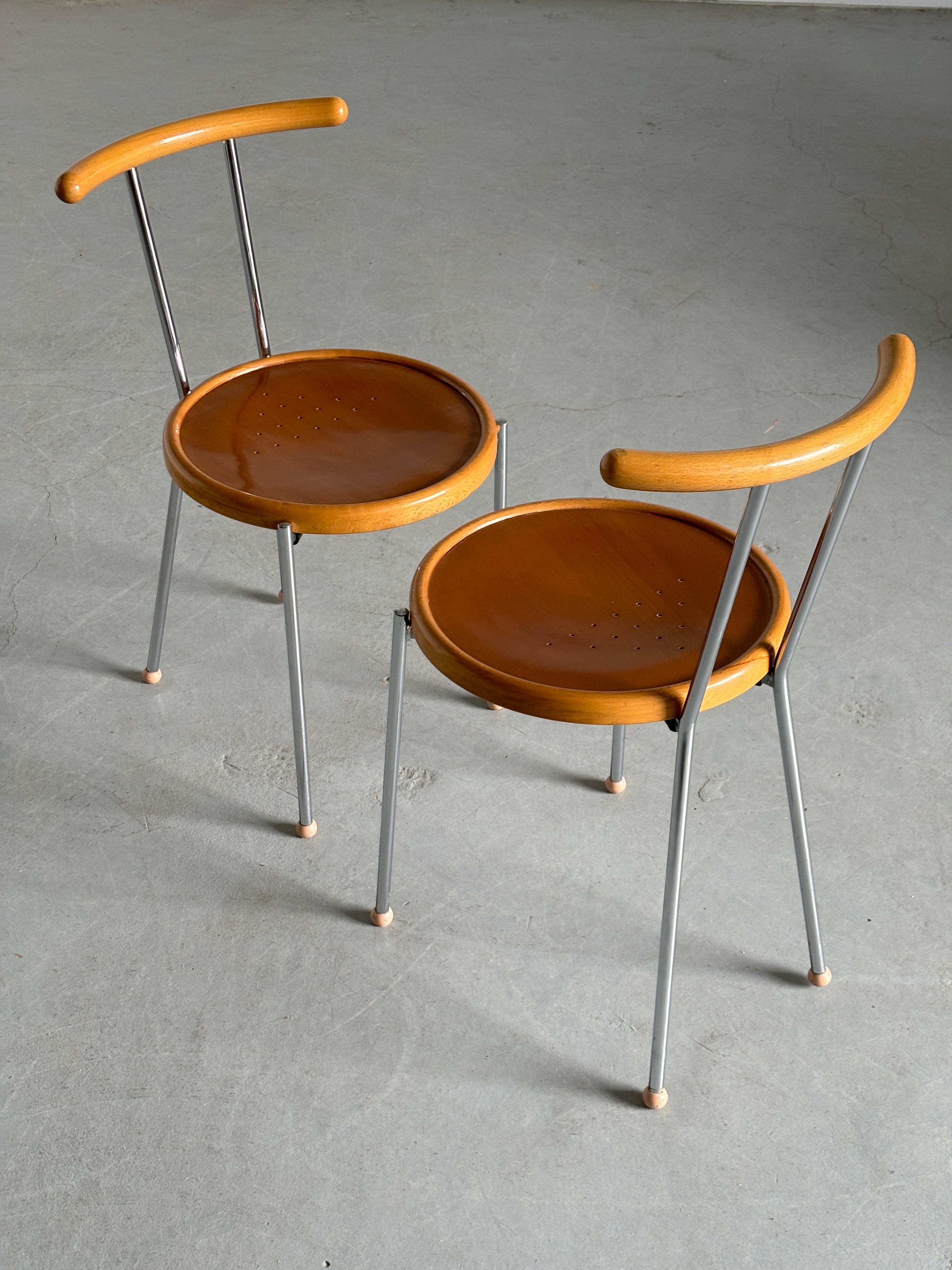 1 of 3 Vintage Postmodern Dining Chairs in Chromed Steel and Wood, 1970s Italy In Good Condition In Zagreb, HR