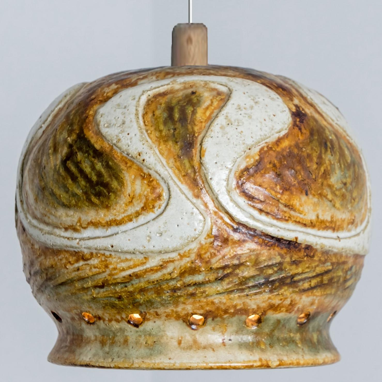 Danois 1 de 3 Lights en céramique jaune, blanc, vert et Brown, Danemark, 1970 en vente