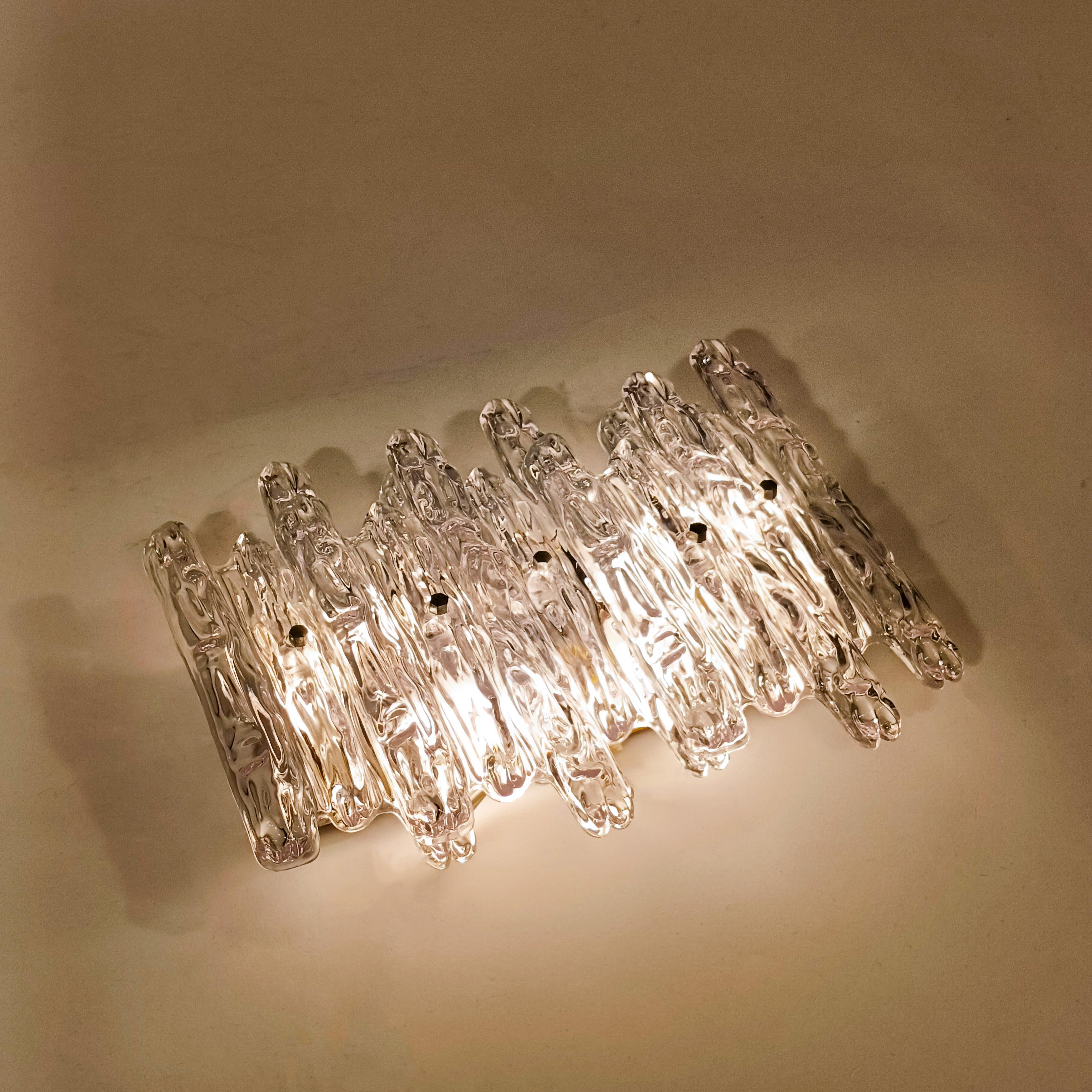 Lucite 1 of 34 Applique brutalista in stile Kalmar, Spagna, anni '70 in vendita