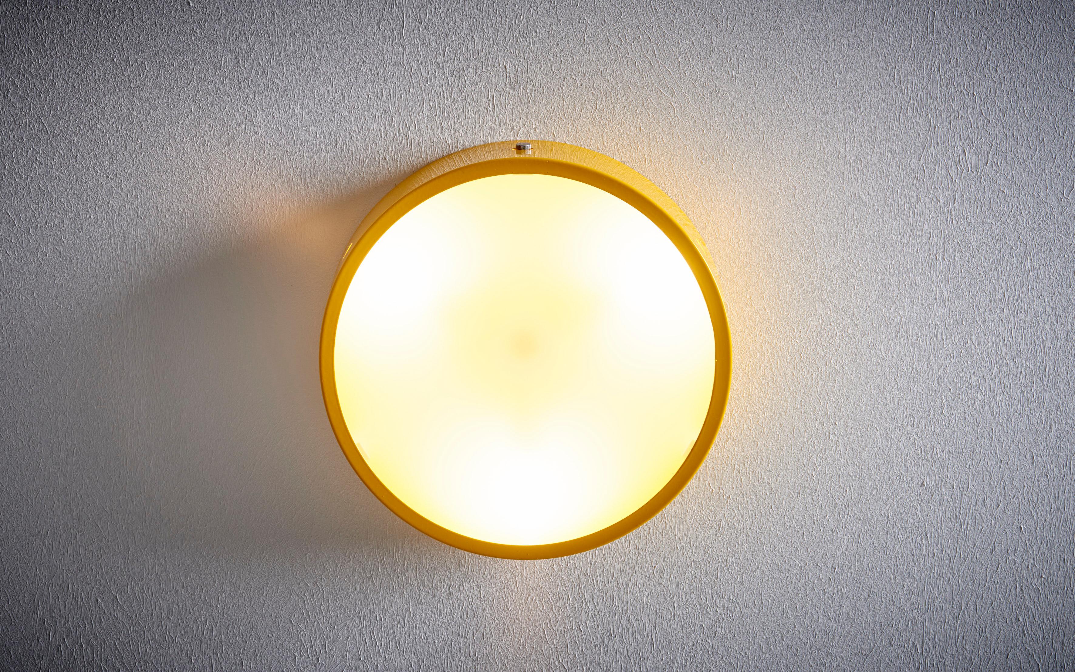 Mid-Century Modern 1 of 4 1960s Design Flush Mount in Yellow, Nos Italy For Sale