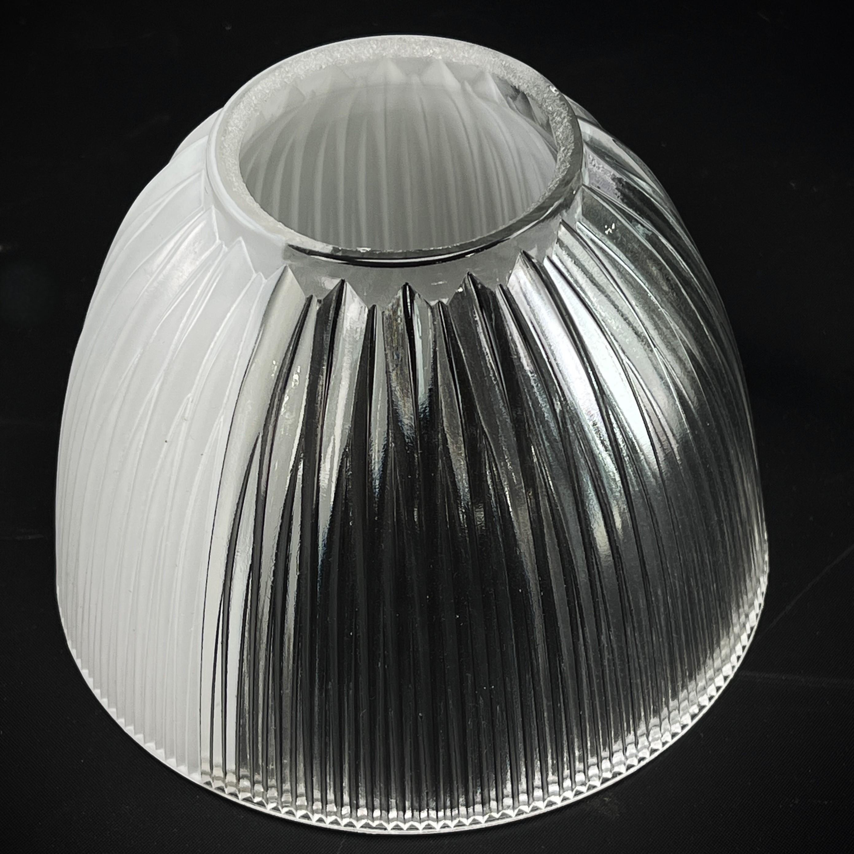1  of 4 Art Deco Wall Lamps Holophane France, Glass, 1940s For Sale 6