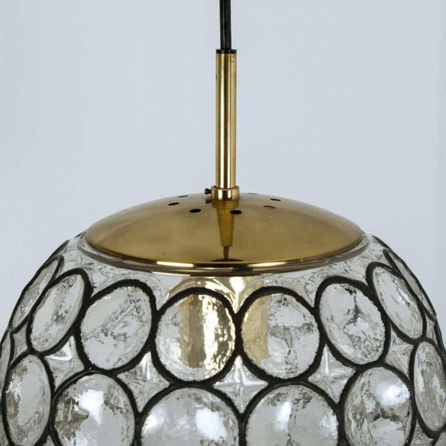 1 of 4 Circle Iron and Bubble Glass Chandeliers, Limburg In condizioni buone in vendita a Rijssen, NL