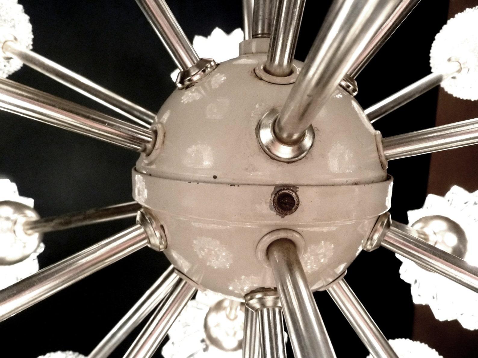 European 1 of 4 Grand Sputnik Starburst Chandelier, 1960s-70s For Sale