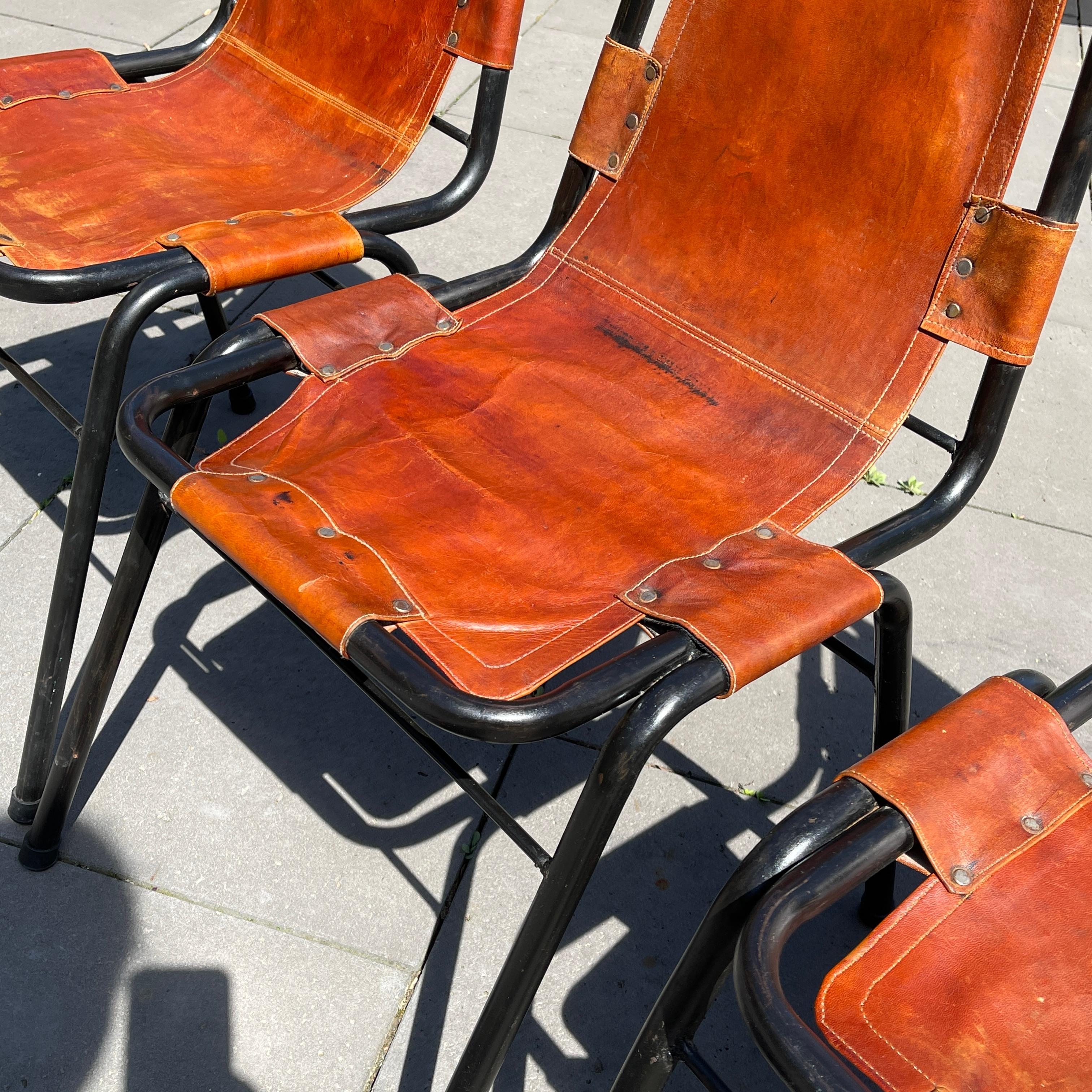 1 des 4 chaises Les Arcs de Dal Vera sélectionnées par Charlotte Perriand, années 1960 en vente 1