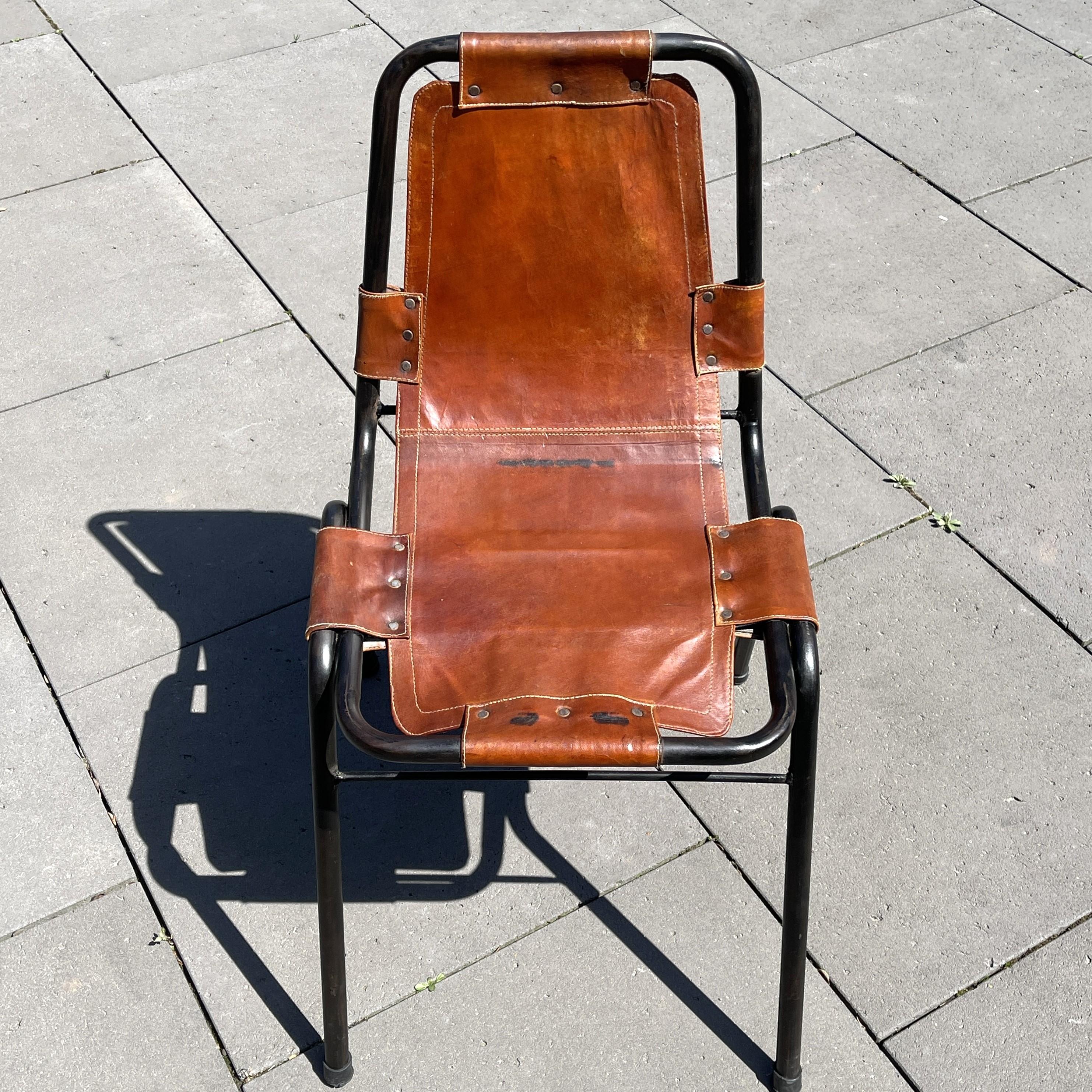 1 des 4 chaises Les Arcs de Dal Vera sélectionnées par Charlotte Perriand, années 1960 en vente 2