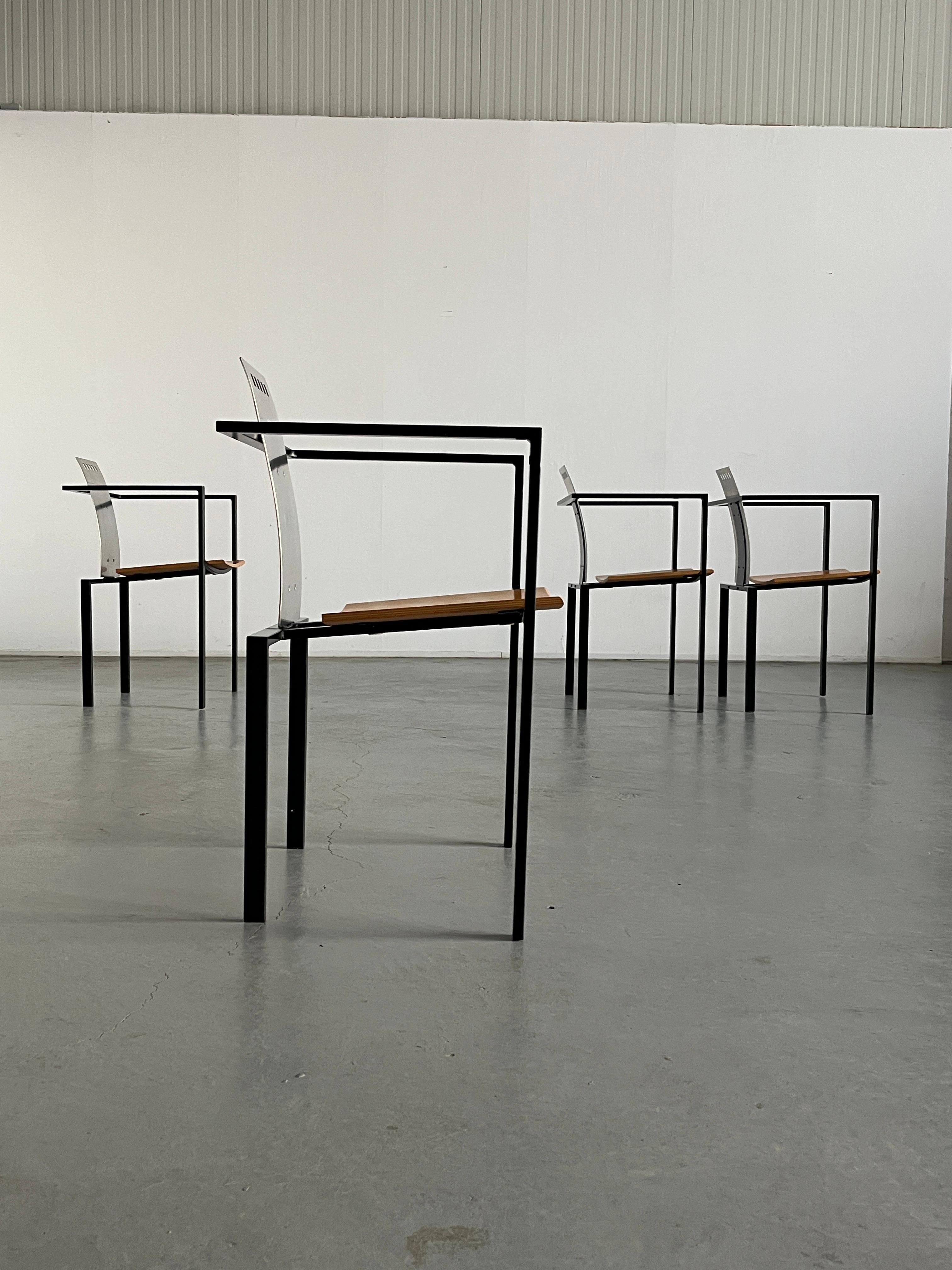 1 von 4 postmodernen geometrischen Stühlen im Memphis Design von KFF, Deutschland, 1980er Jahre (Stahl) im Angebot