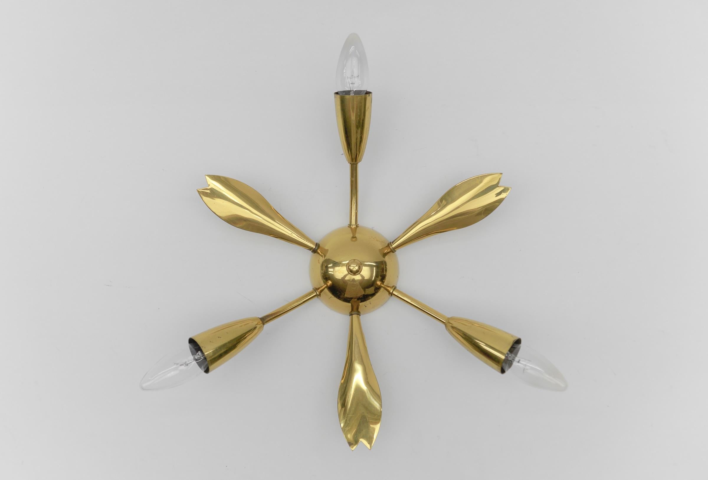 1. of 4 Mid-Century Modern 3-Armed Brass Sputnik Lamp, 1950s Austria For Sale 1