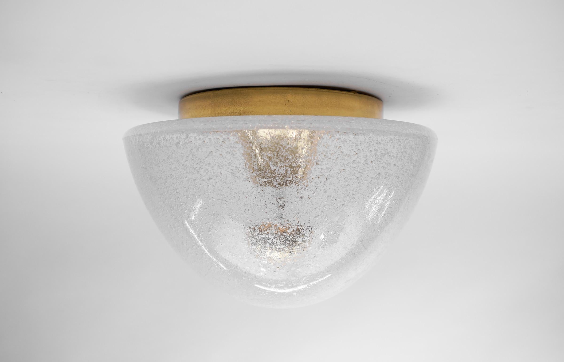 Allemand 1 of 4 Lampe en verre dorée en forme de champignon, Allemagne, années 1960 en vente