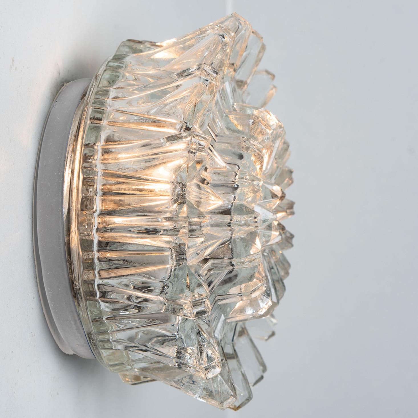Late 20th Century 1 of 4 Putzler Wall Lights, Sculptural Clear Glass, 1970s For Sale