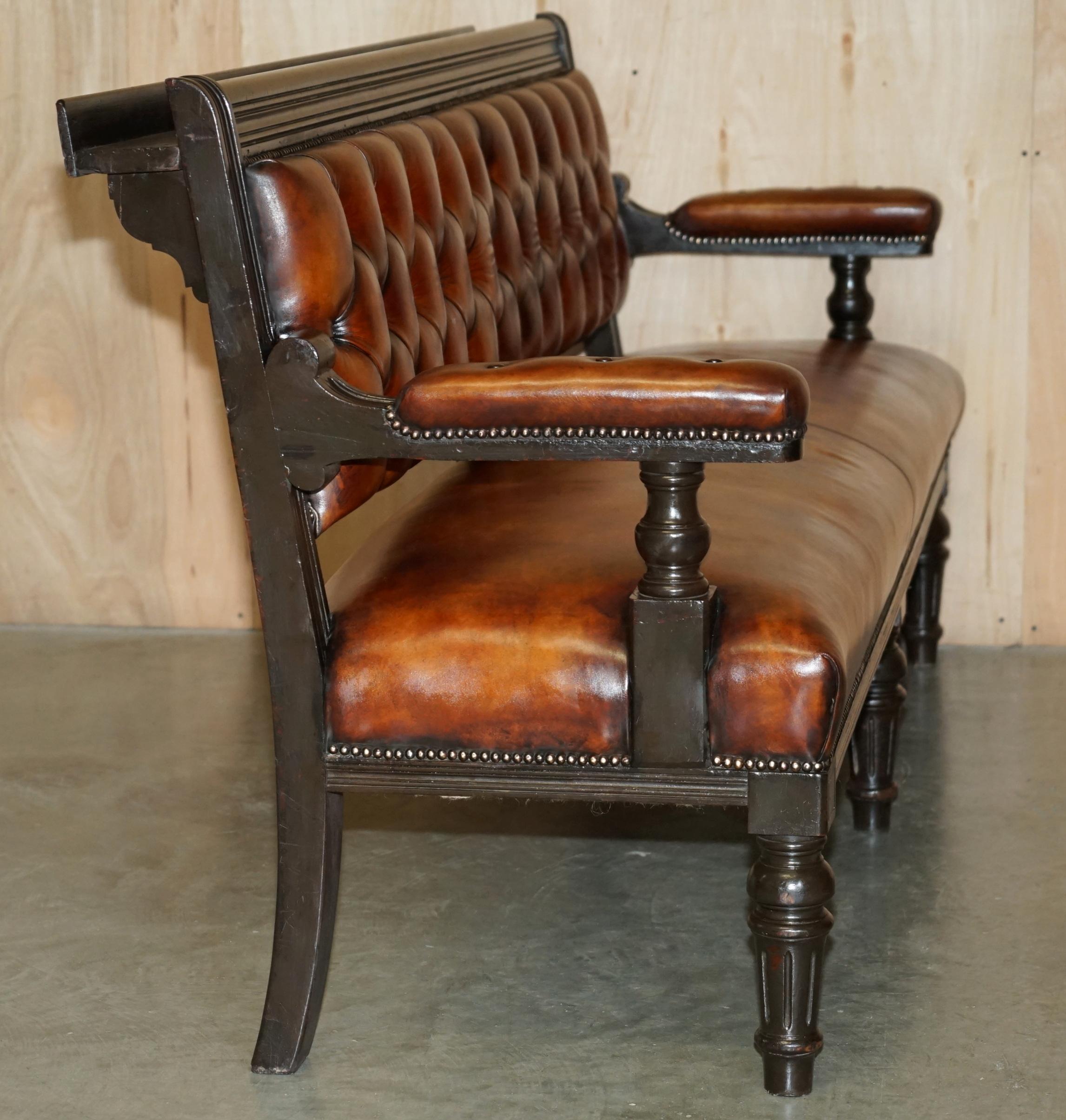 1 OF 4 RESTORED ANTIQUE ViCTORIAN CHESTERFIELD LEATHER SNOOKER HALL PUB BENCHES For Sale 9