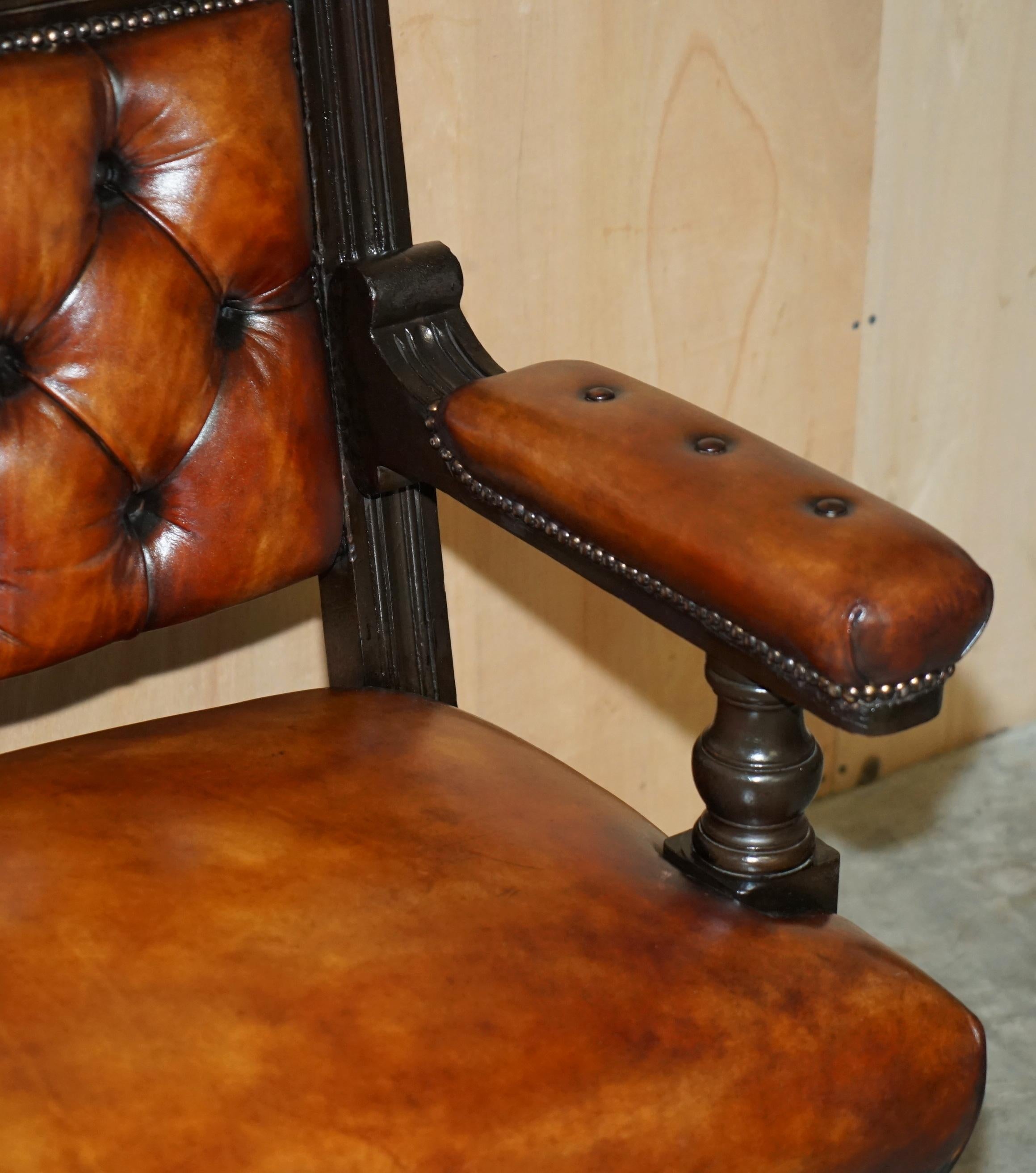1 OF 4 RESTORED ANTIQUE ViCTORIAN CHESTERFIELD LEATHER SNOOKER HALL PUB BENCHES For Sale 1