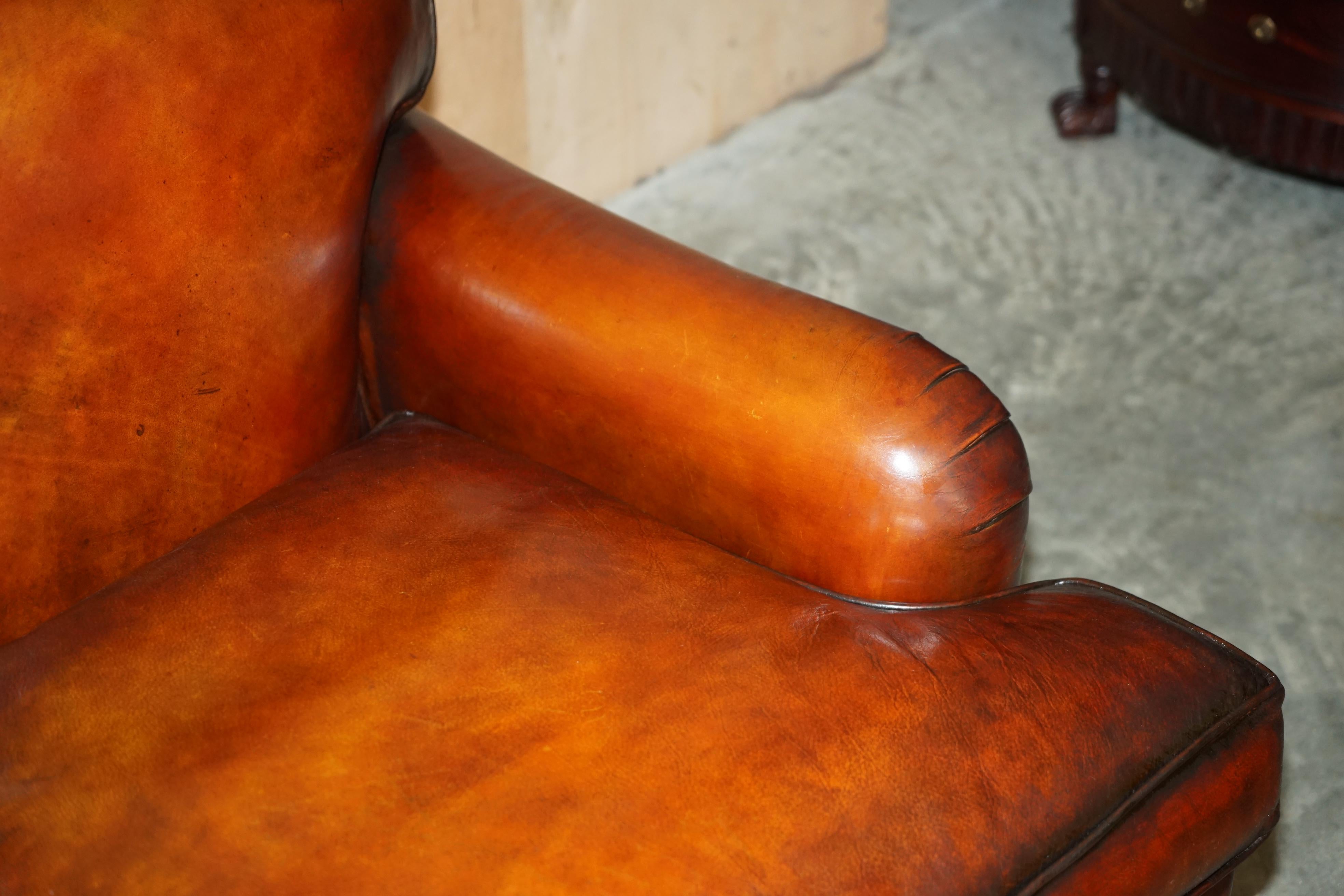 1 von 4 RESTORED HANDDYED BROWN LEATHER HOWARDS & SON Style SOFA PART OF SUiTE (Messing) im Angebot