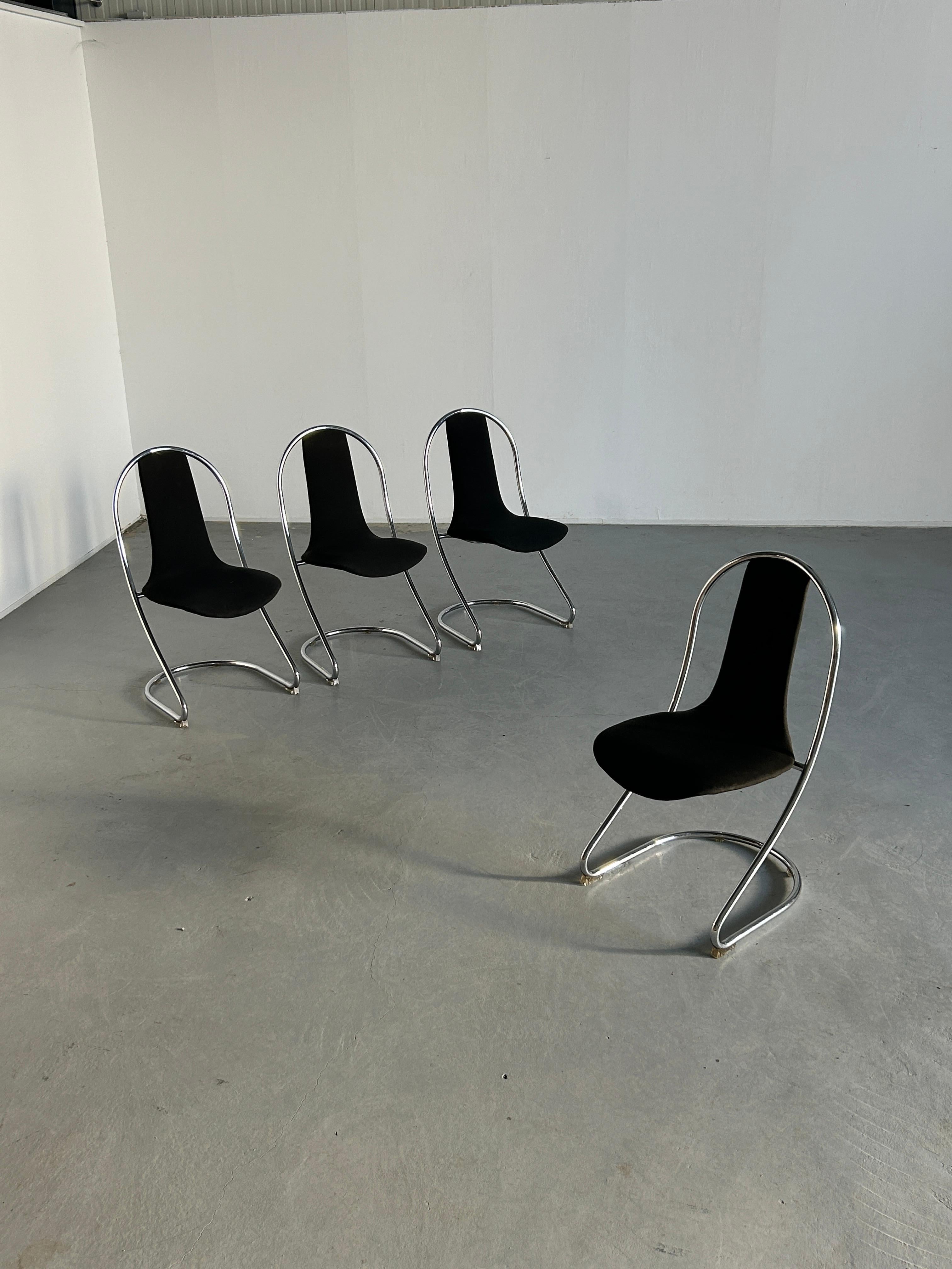 Late 20th Century 1 of 4 Space Age Cantilever Chairs in Style of Willy Rizzo for Cidue, 80s Italy For Sale