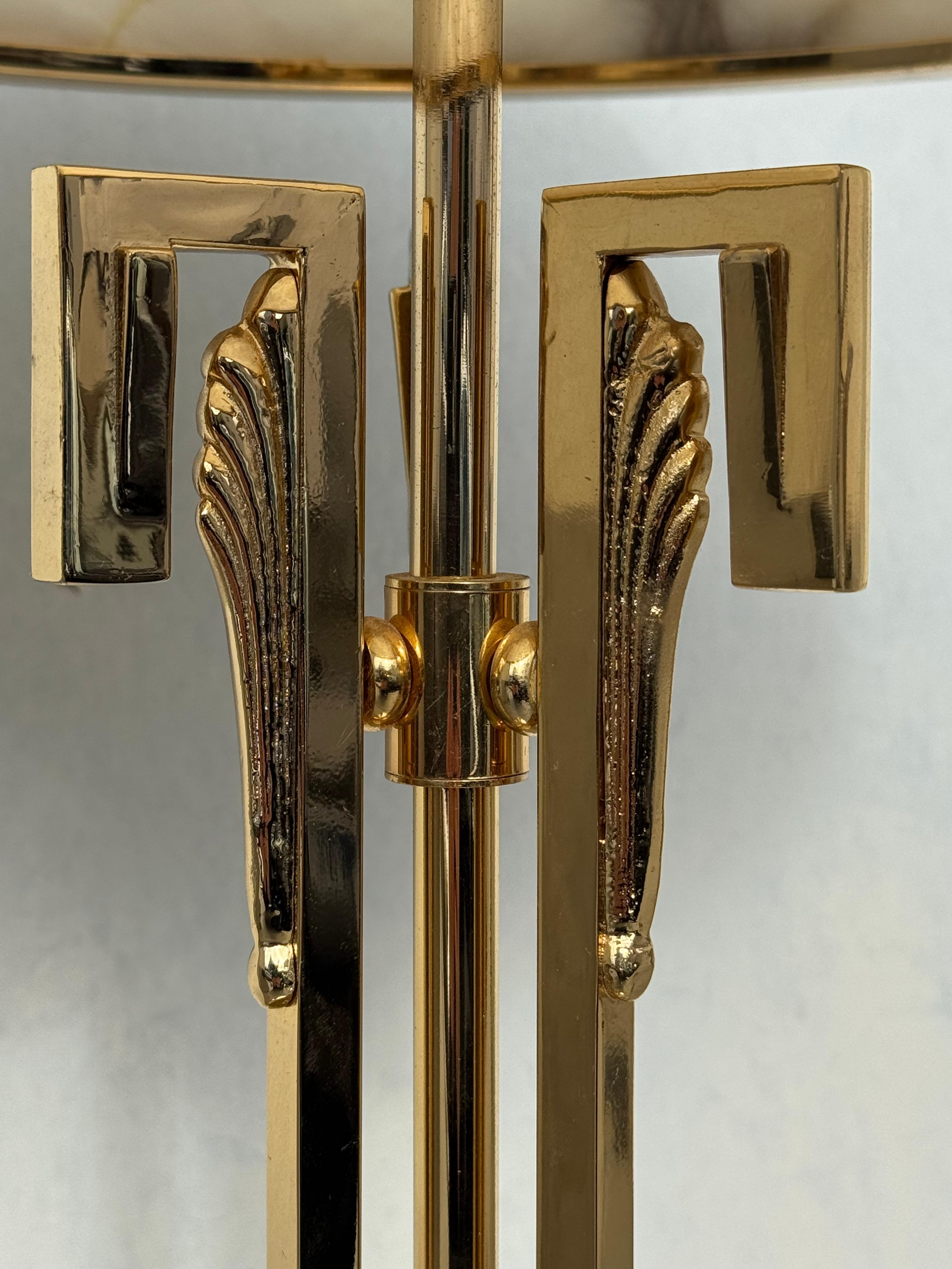 1 de 4 Lámpara de sobremesa de latón dorado y alabastro 