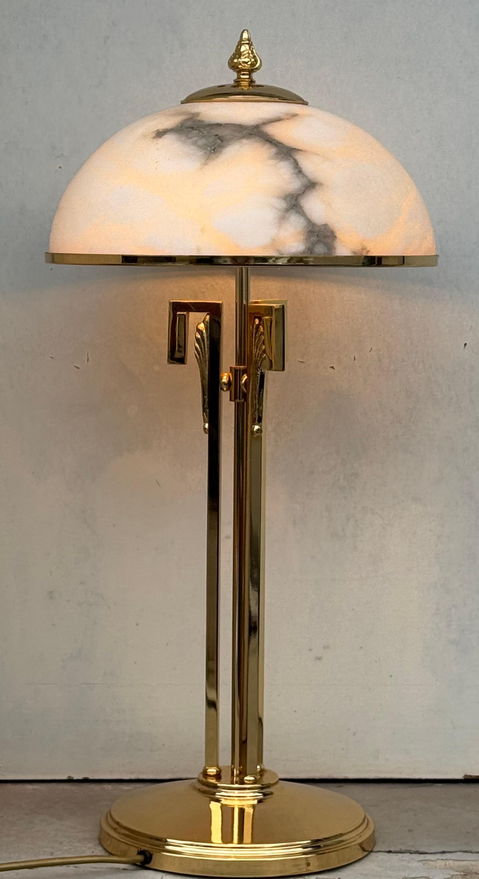 1 de 4 Lámpara de sobremesa de latón dorado y alabastro 