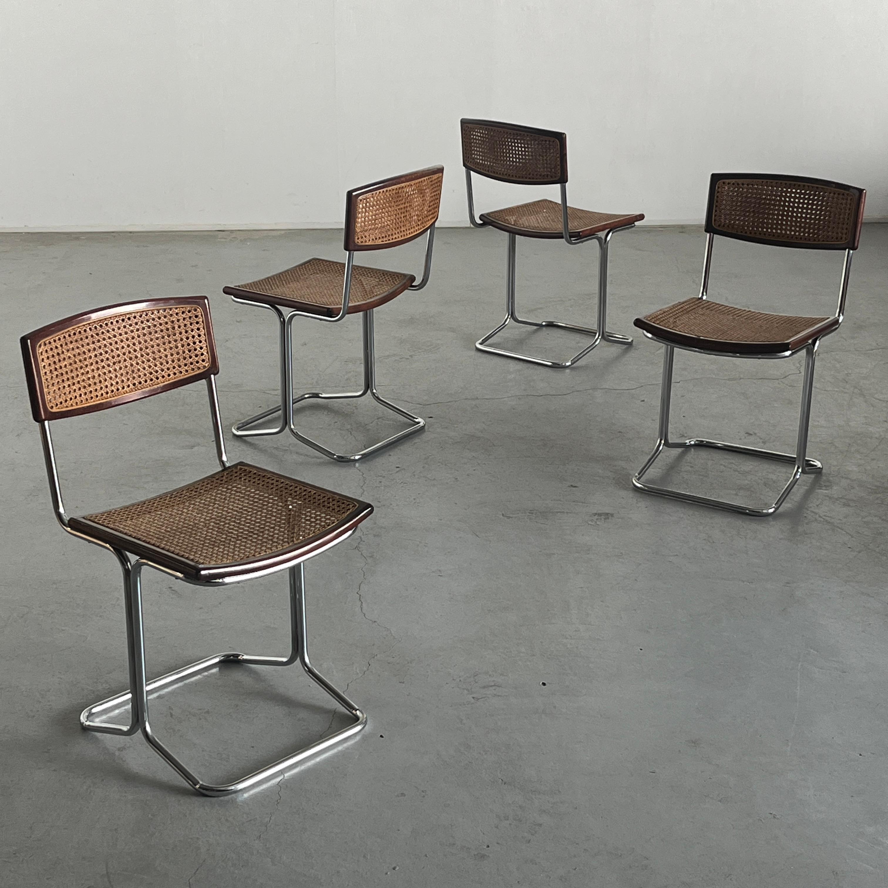 Mid-Century moderno 1 di 4 Sedie 'Calla' d'epoca in Wood, Cane steccato e Cromo, Italia anni '70 in vendita