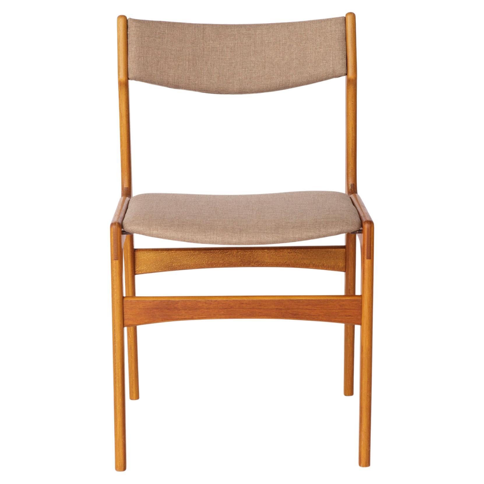 1 of 4 Vintage Danish Teak Dining Chair – 1960s, Reupholstered in Grey For Sale