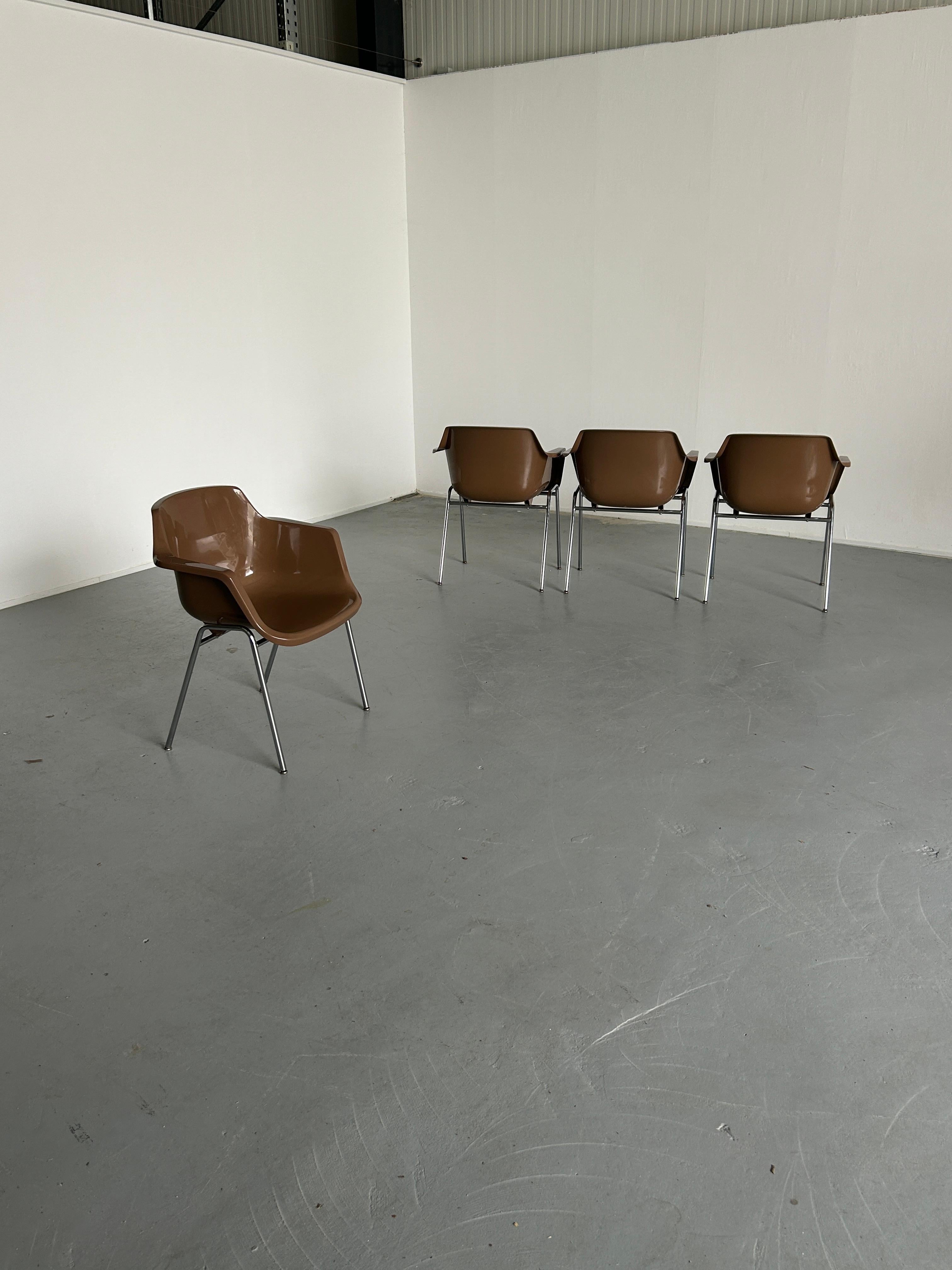 European 1 of 4 Vintage Mid-Century Shell Plastic Dining Chairs in style of Eames Shell  For Sale