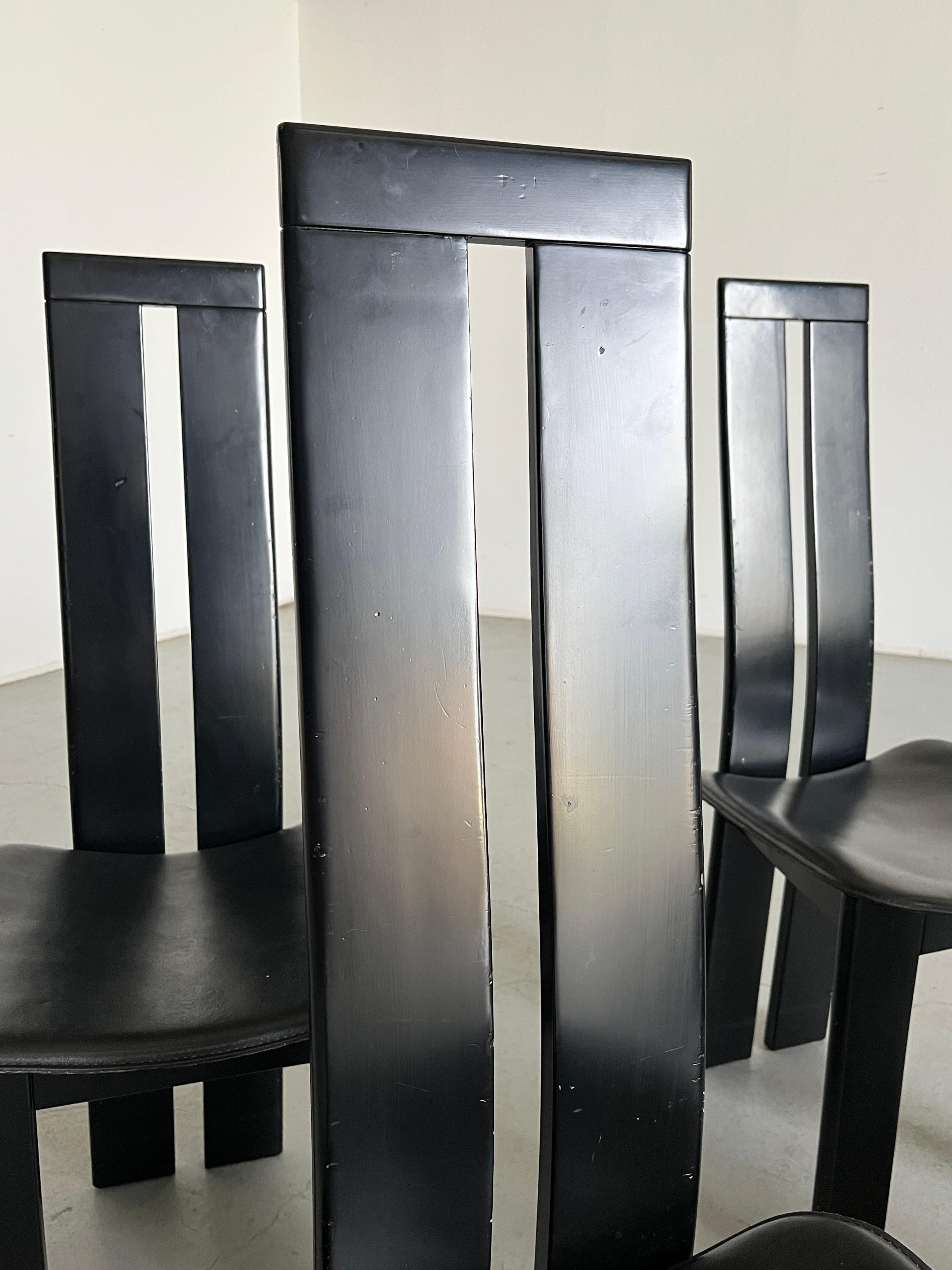 1 des 4 chaises de salle à manger postmodernes vintage dans le style de Pietro Constantini, années 70 en vente 1