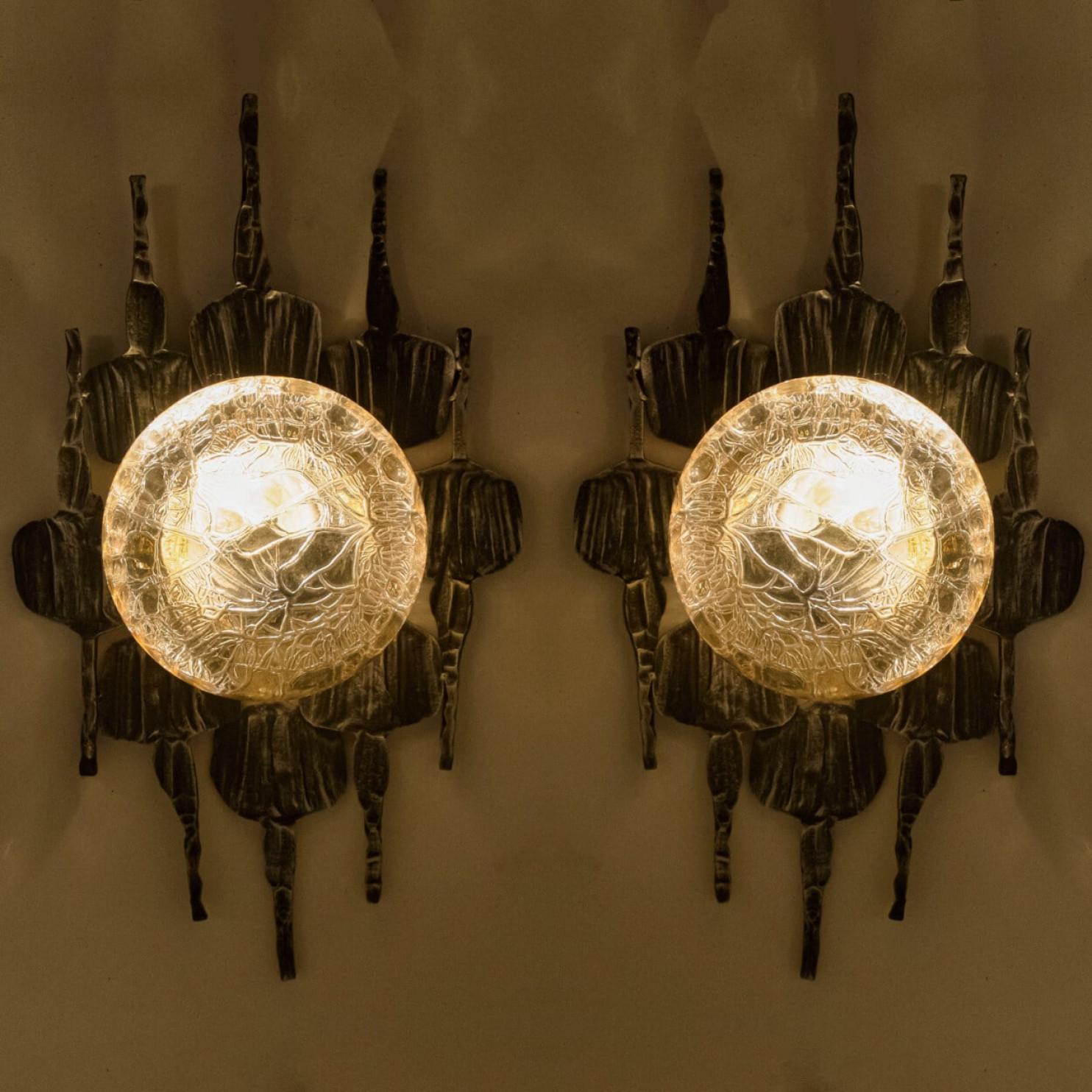 Einbaubeleuchtung aus gelbem Eisenglas im Stil des Brutalismus von Holm Sorensen, 1 von 5 im Angebot 11