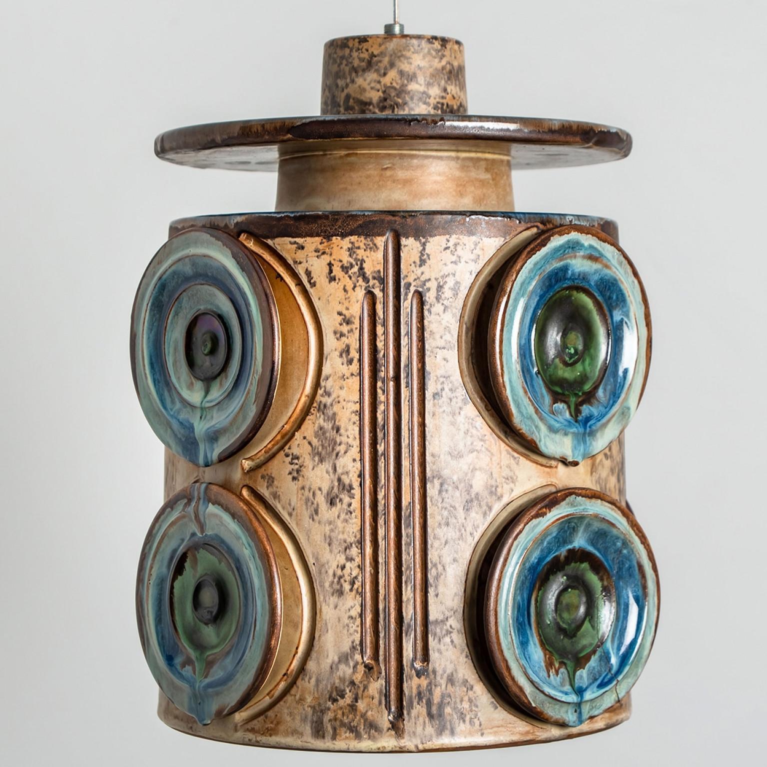 1 of 5 Lampade a sospensione in ceramica blu cognac, Danimarca, 1970 in vendita 4