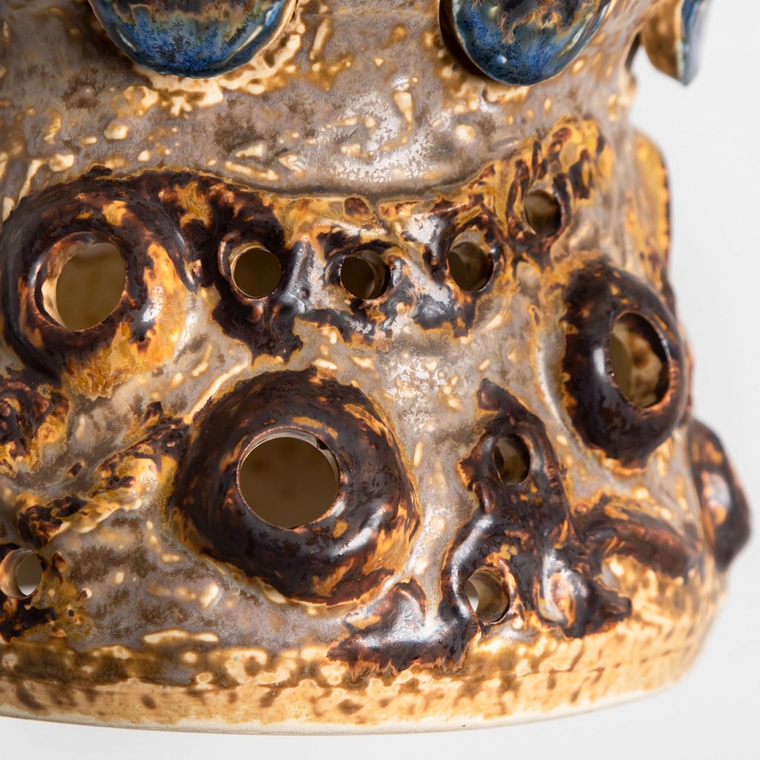 1 of 5 Lampade a sospensione in ceramica blu cognac, Danimarca, 1970 in vendita 11