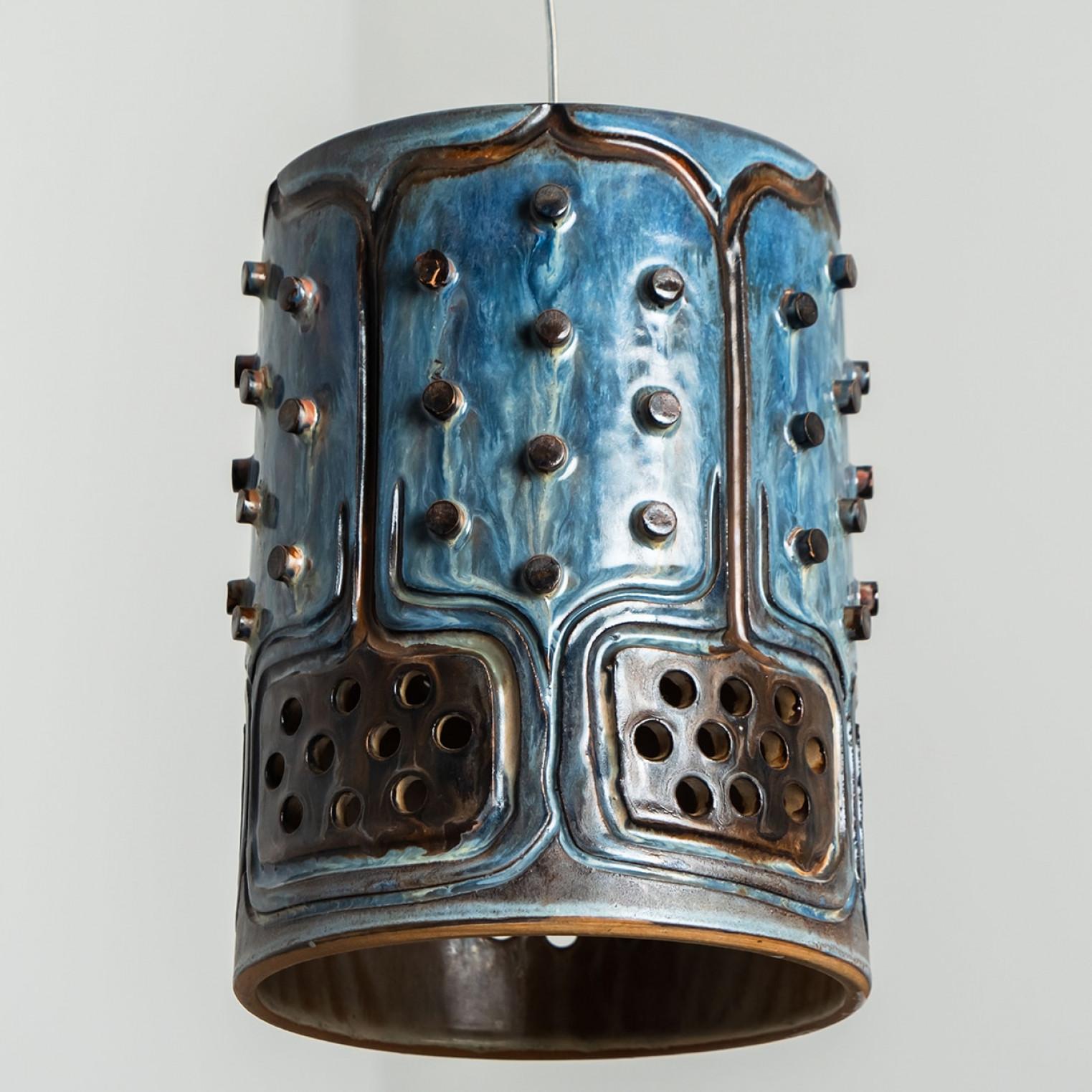Danese 1 of 5 Lampade a sospensione in ceramica blu cognac, Danimarca, 1970 in vendita