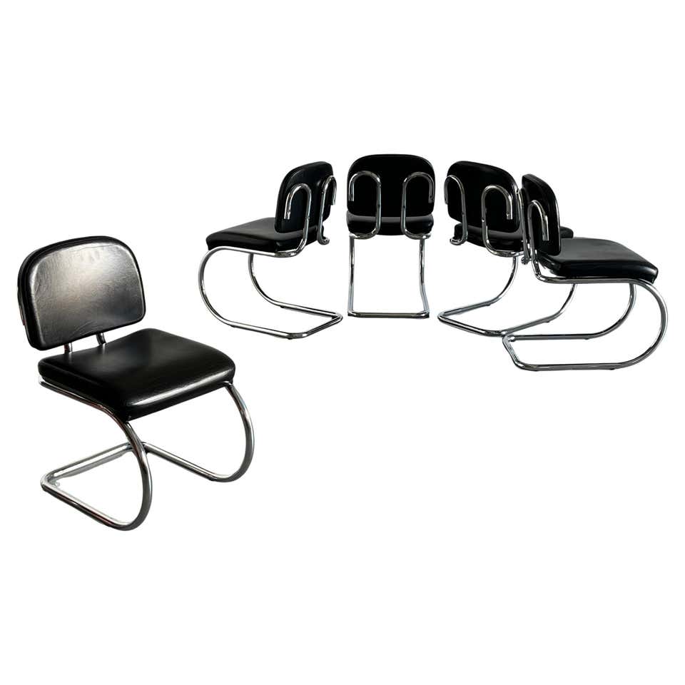 Set Of 4 Mart Stam S34 Design Cantilever Chairs Bauhaus Design Italy set-of-4-mart-stam-s34-design-cantilever-chairs-bauhaus-design-italy