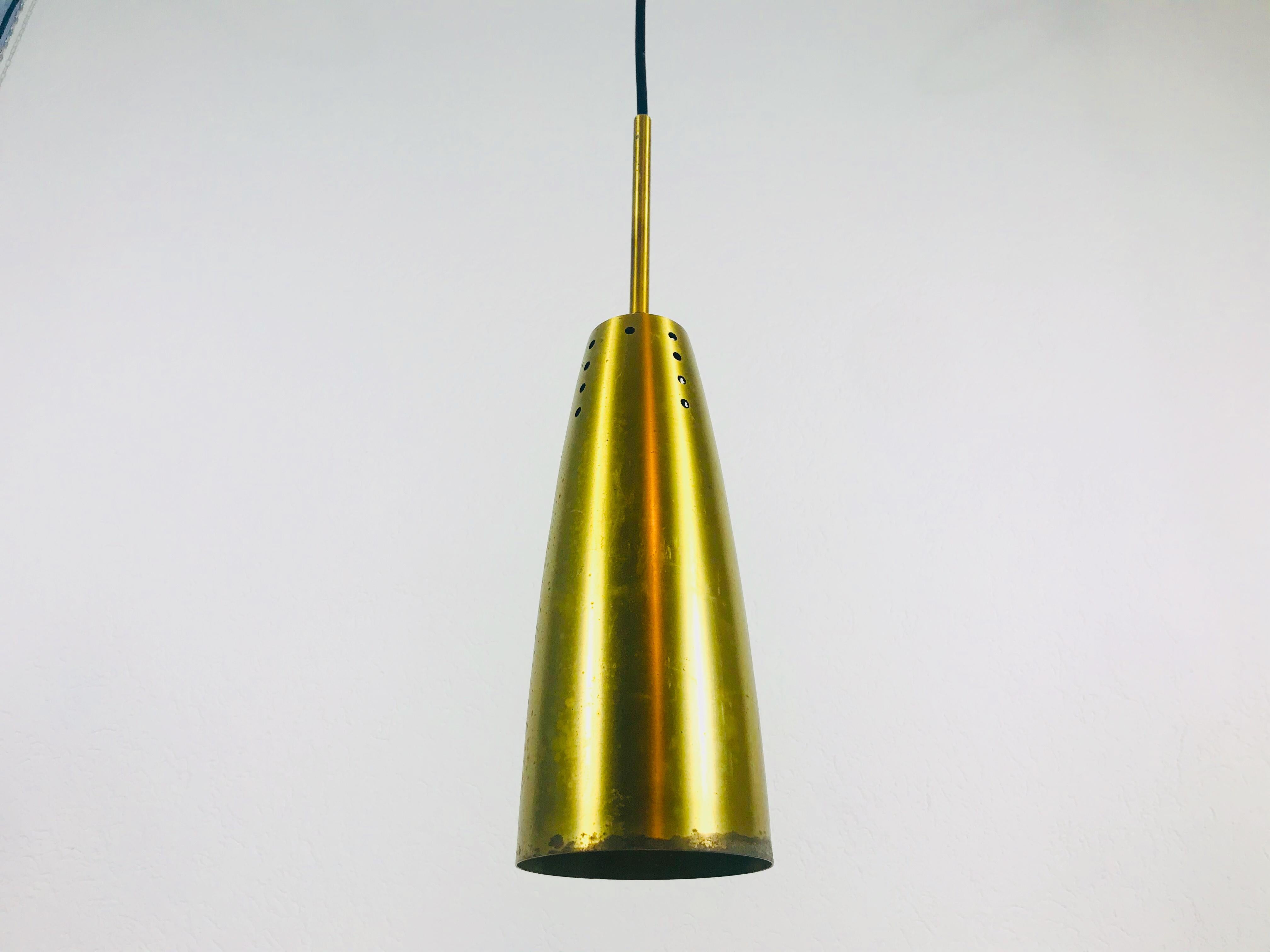 1 of 5 Full Brass Mid-Century Modern Pendant Lamps, 1950s, Germany In Good Condition For Sale In Hagenbach, DE