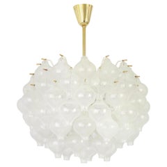 1 of 5 Grande lampadario in vetro Tulipan di Kalmar, Austria, anni '60