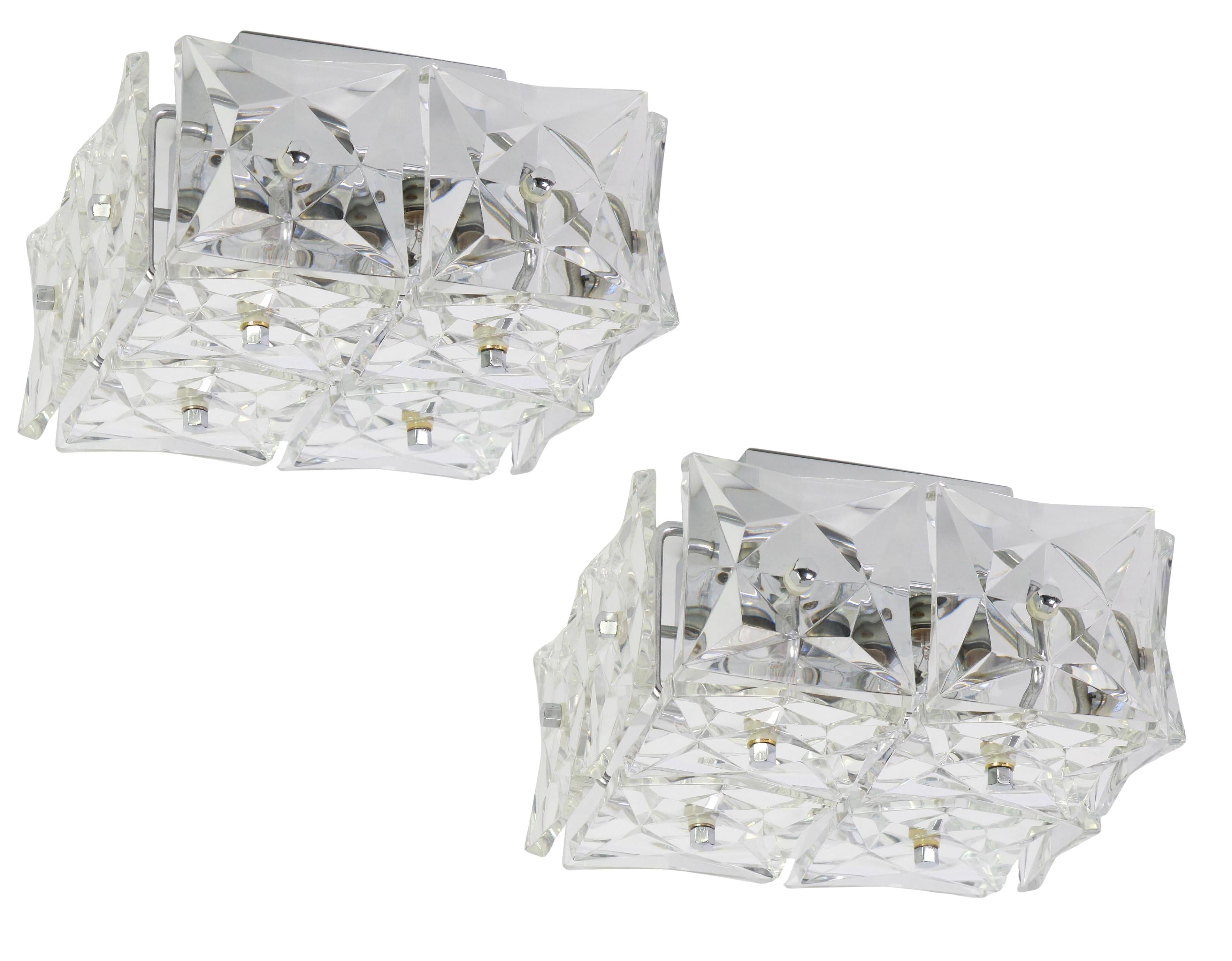A stunning light fixture by Kinkeldey, Germany, manufactured in circa 1970-1979. A handmade and high quality piece. The fixture is made of chrome frame and with lots of facetted crystal glass elements.
Measures: Diameter 9.8 in / 25 cm
Height 5.9 in