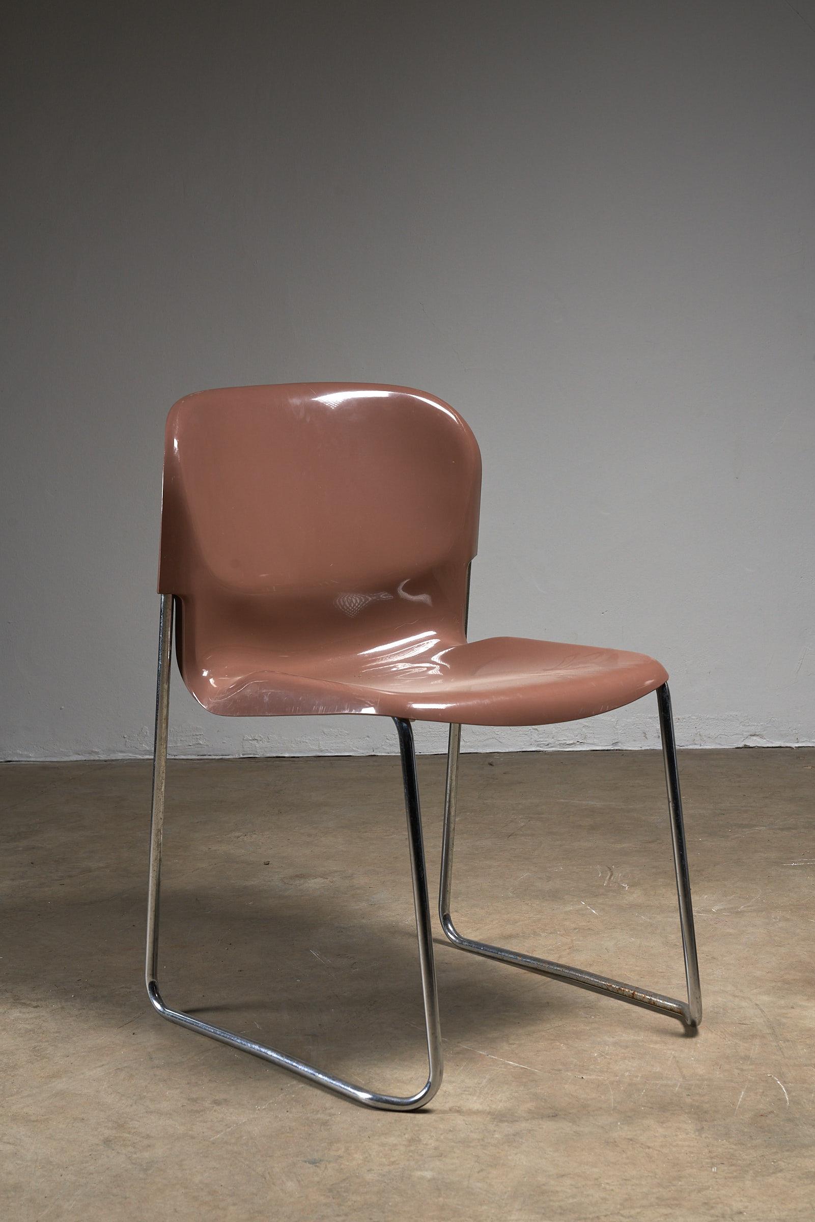 1 von 5 SM-Schwingstühlen von Gerd Lange für  Drabert, 1970er Brown Stapelstühle (Moderne der Mitte des Jahrhunderts) im Angebot