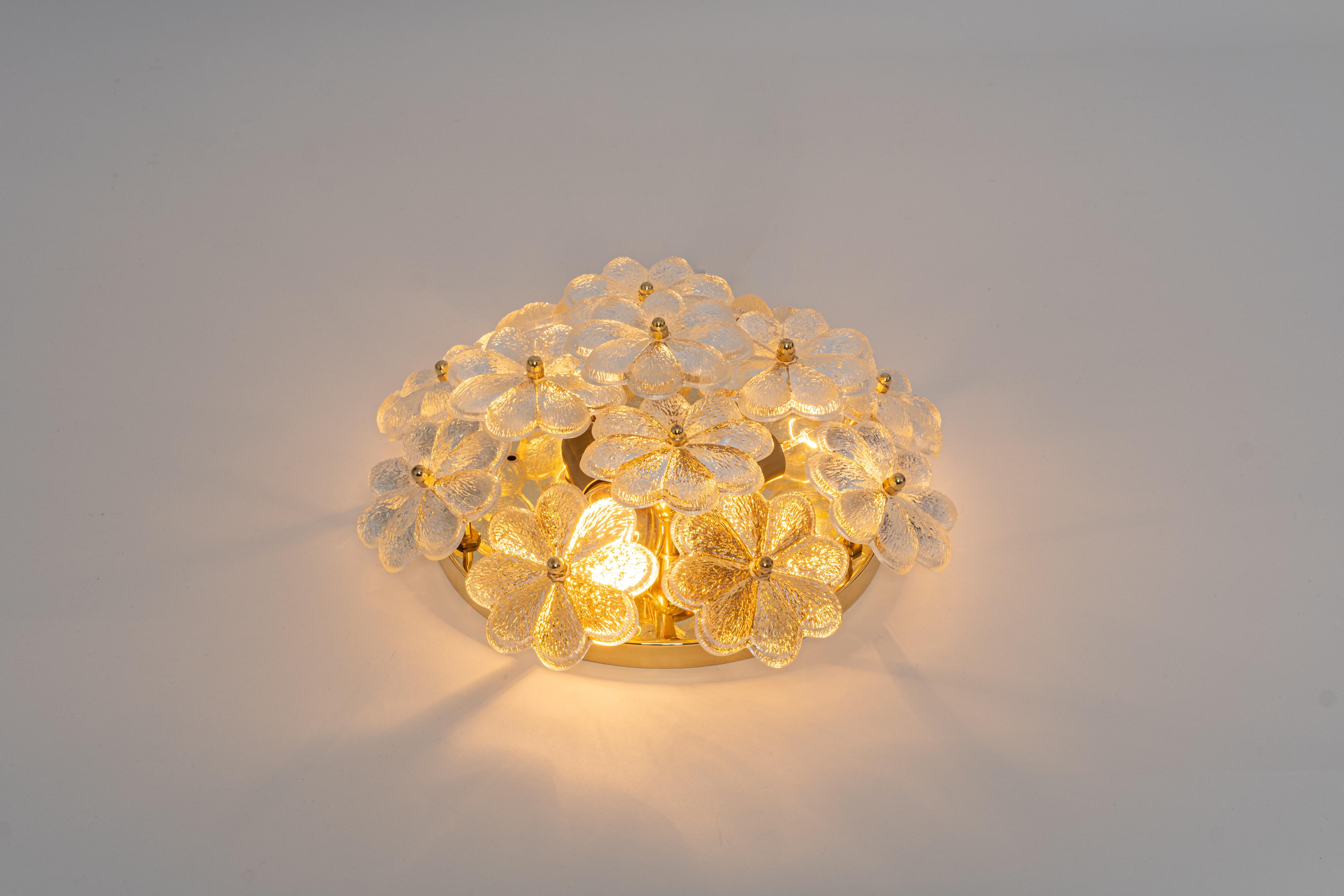 1 of 5 Stunning Petite Glass Flower Wall Light by Ernst Palme, Germany, 1970s For Sale 3