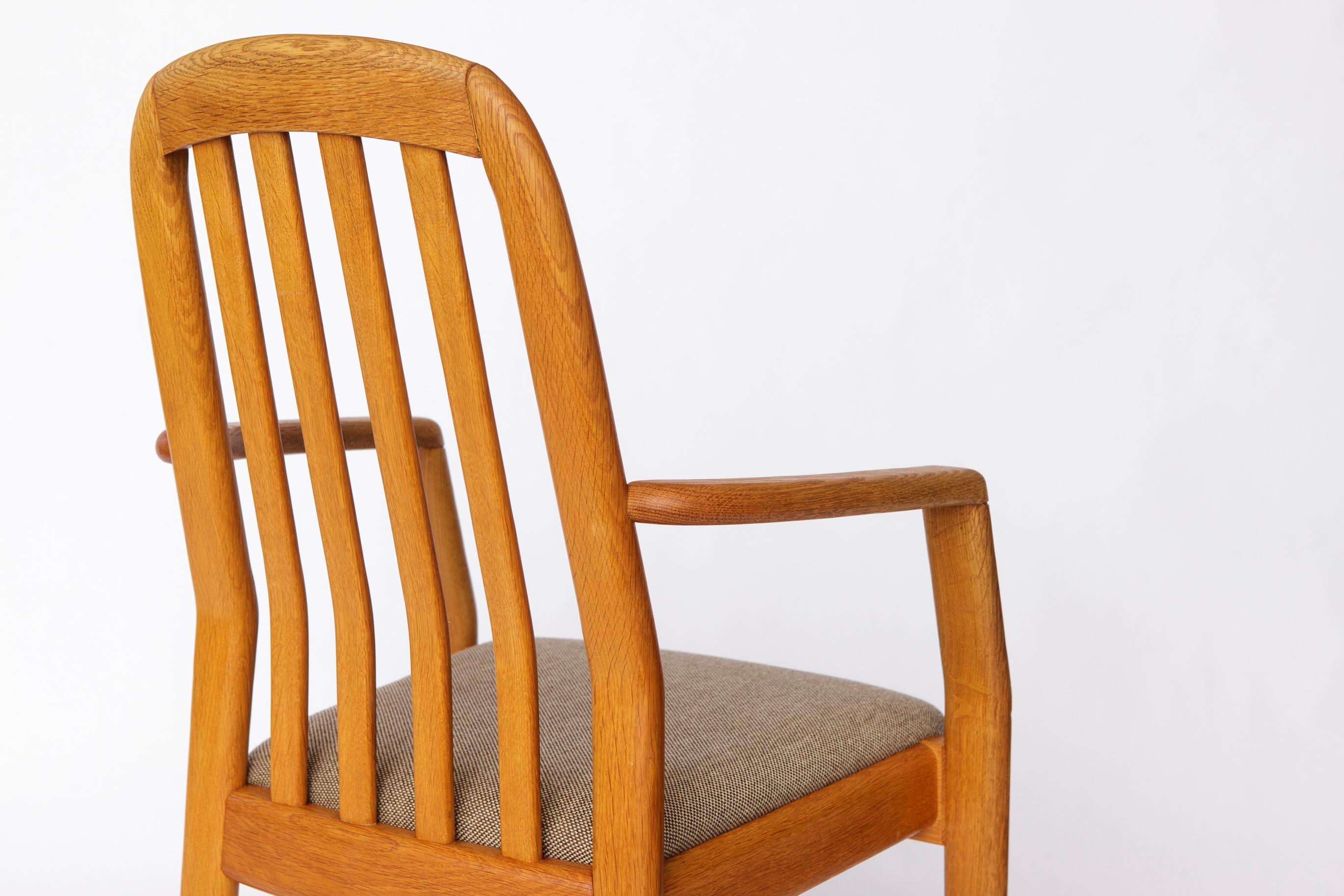 1 de 5 Fauteuils Vintage Dyrlund en Oak, 1970  Cuisine danoise moderne du milieu du siècle en vente 1