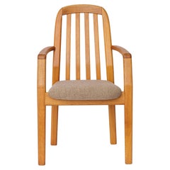 1 de 5 Sillones vintage Dyrlund de roble, años 70  Comedor moderno danés de mediados de siglo