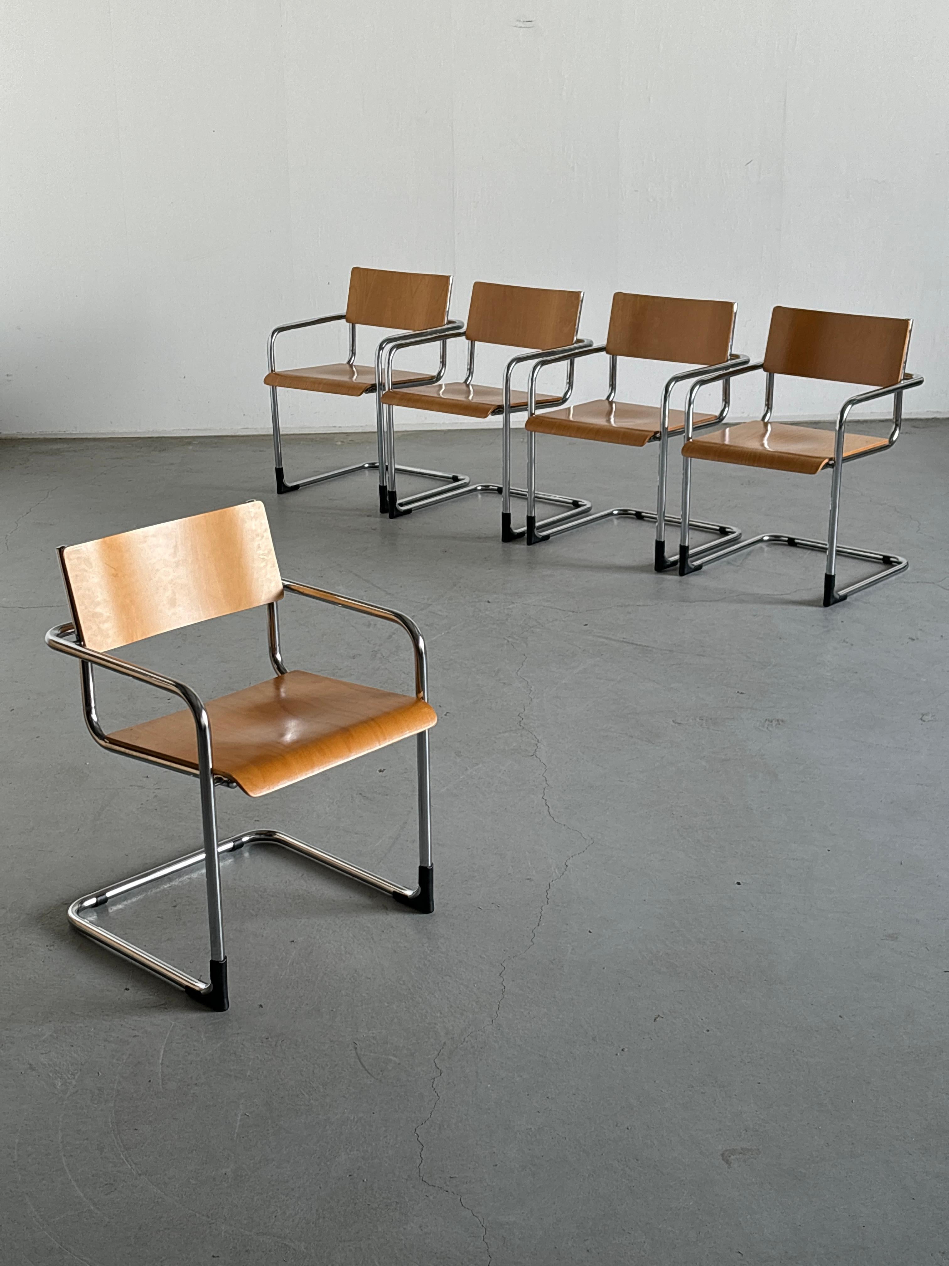 1 of 5 Vintage Italian Modernist Plywood Armchairs by Plurima Italy, 1970s In Good Condition In Zagreb, HR